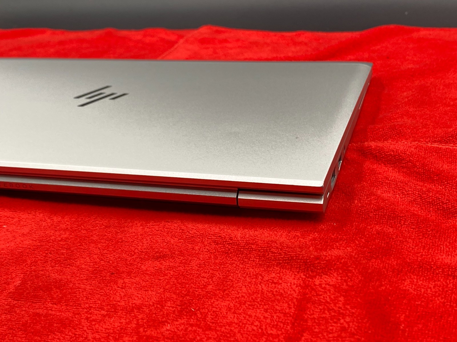 HP ELITEBOOK 840 G8 14″ i7-1185G7 16GB RAM 256GB NVMe WINDOWS 11 PRO GRADE B-