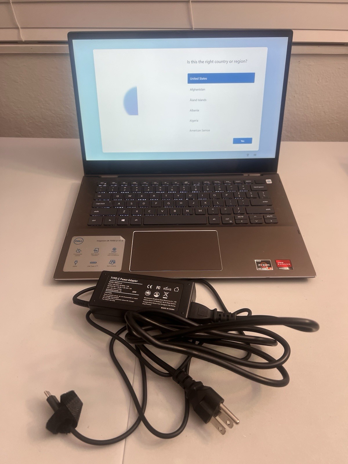 Dell Inspiron 7405 2-in-1 14″ Touch Ryzen 5 4500U 8GB RAM 256GB SSD Laptop WORKS