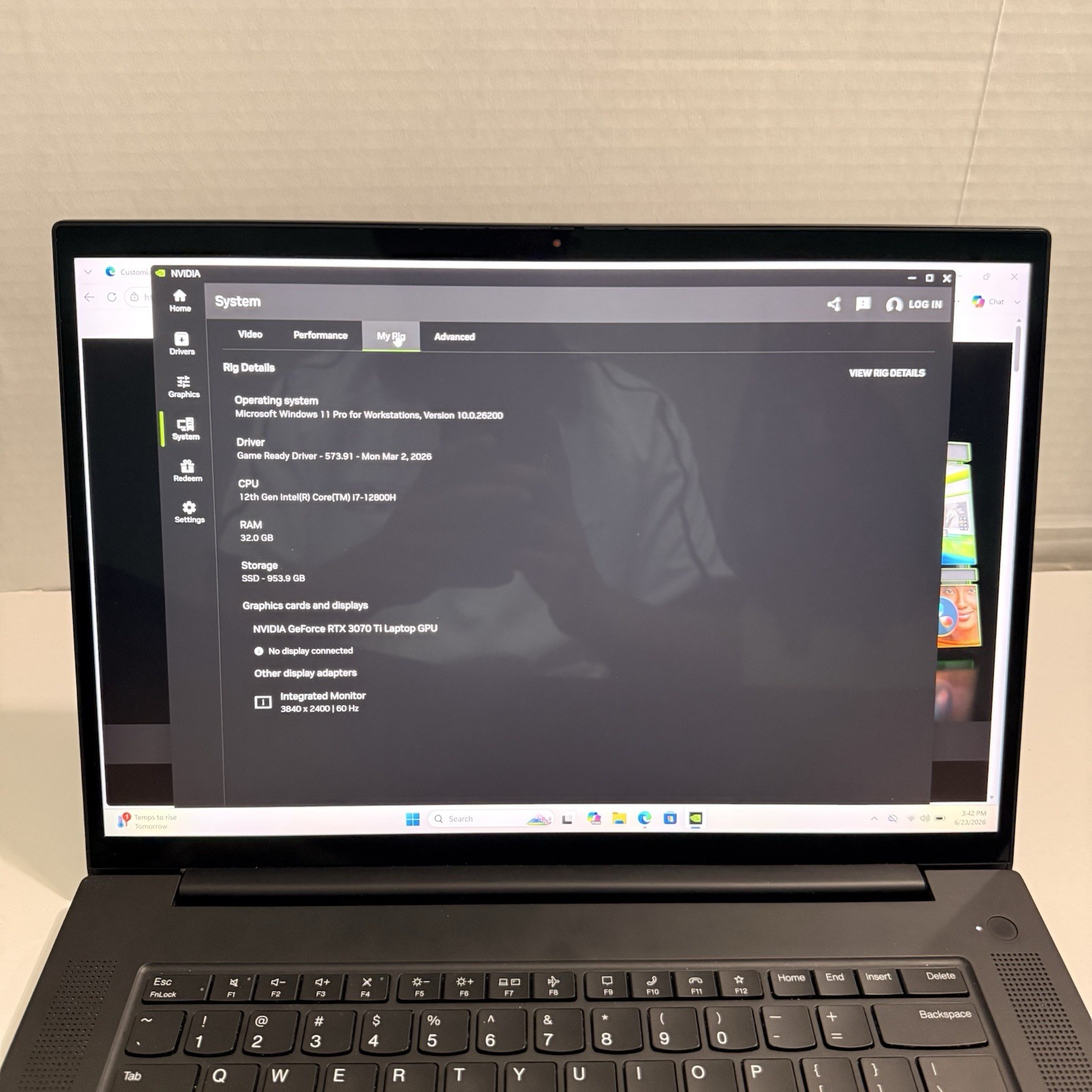 Lenovo ThinkPad P1 Gen 5 16 QHD+ 2.4 GHz i7-12800H 32GB 1TB SSD RTX 3070 Ti Good