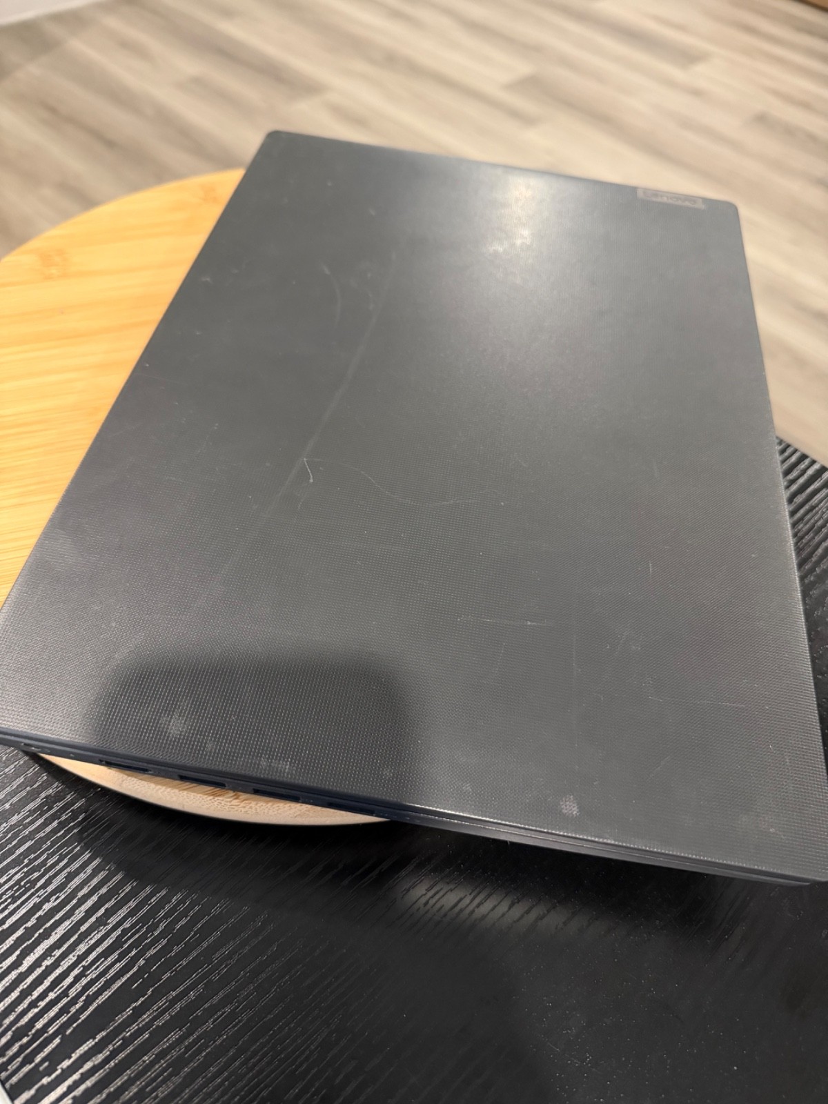 Lenovo IdeaPad 3 14iml05