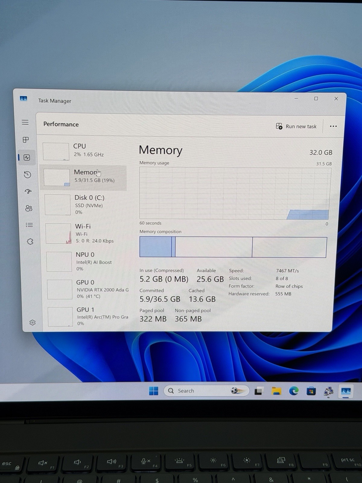 Dell Precision 5690 16 QHD+ Ultra 7 165H 32GB 2TB SSD RTX 2000 Ada