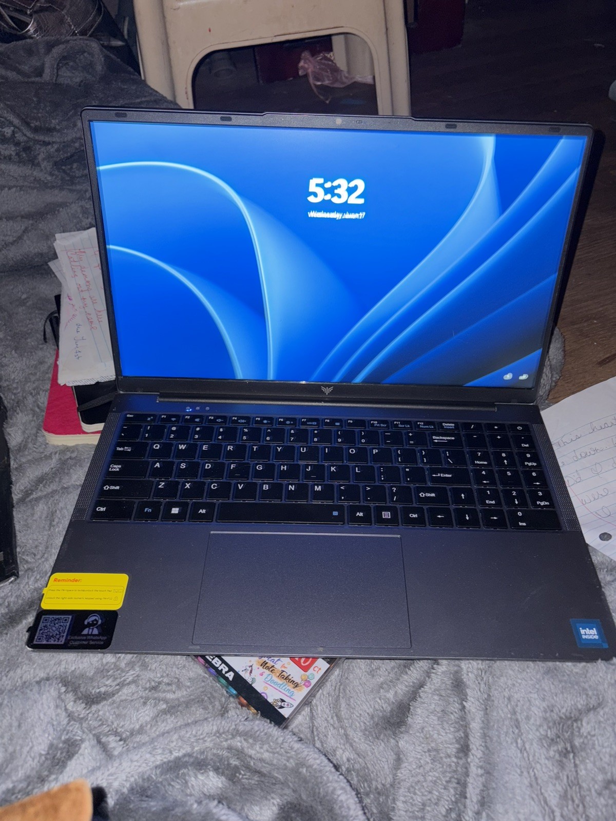 Acemagic LX15 15.6″ laptop win 11 Pro, charger, box WORKS slightly used