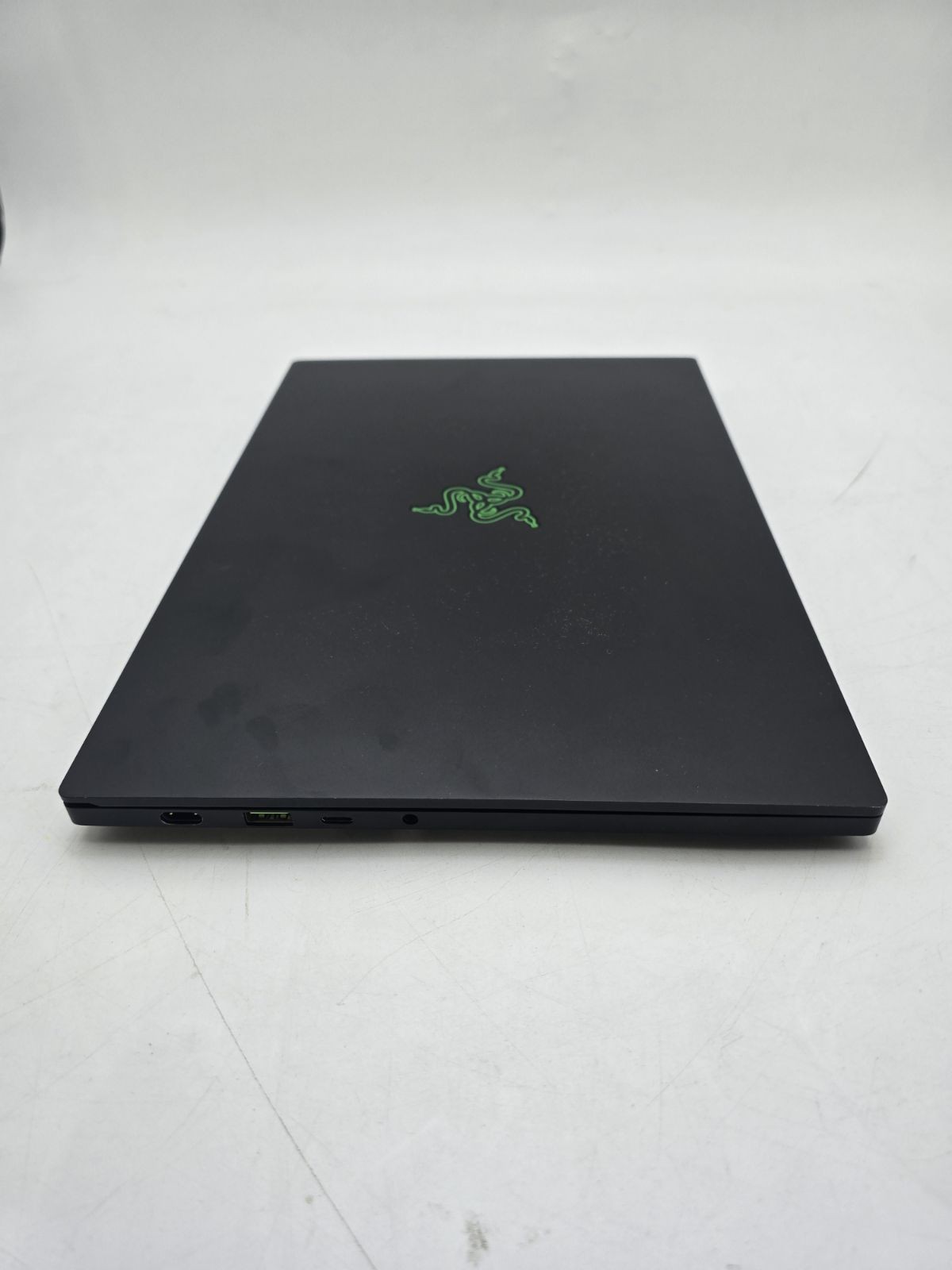 RAZER BLADE 14″ QHD AMD RYZEN 9 5900HX 16GB 1TB SSD WINDOWS 11 HOME – BLACK