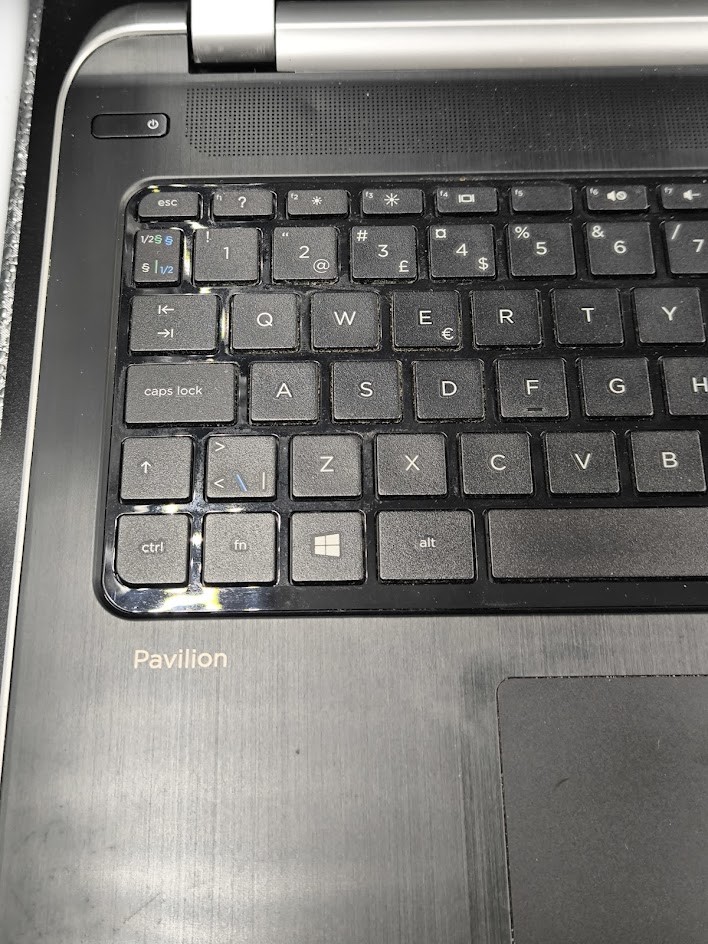 HP Pavilion 15-n029so Laptop – Working Cosmetic Wear No Accessories
