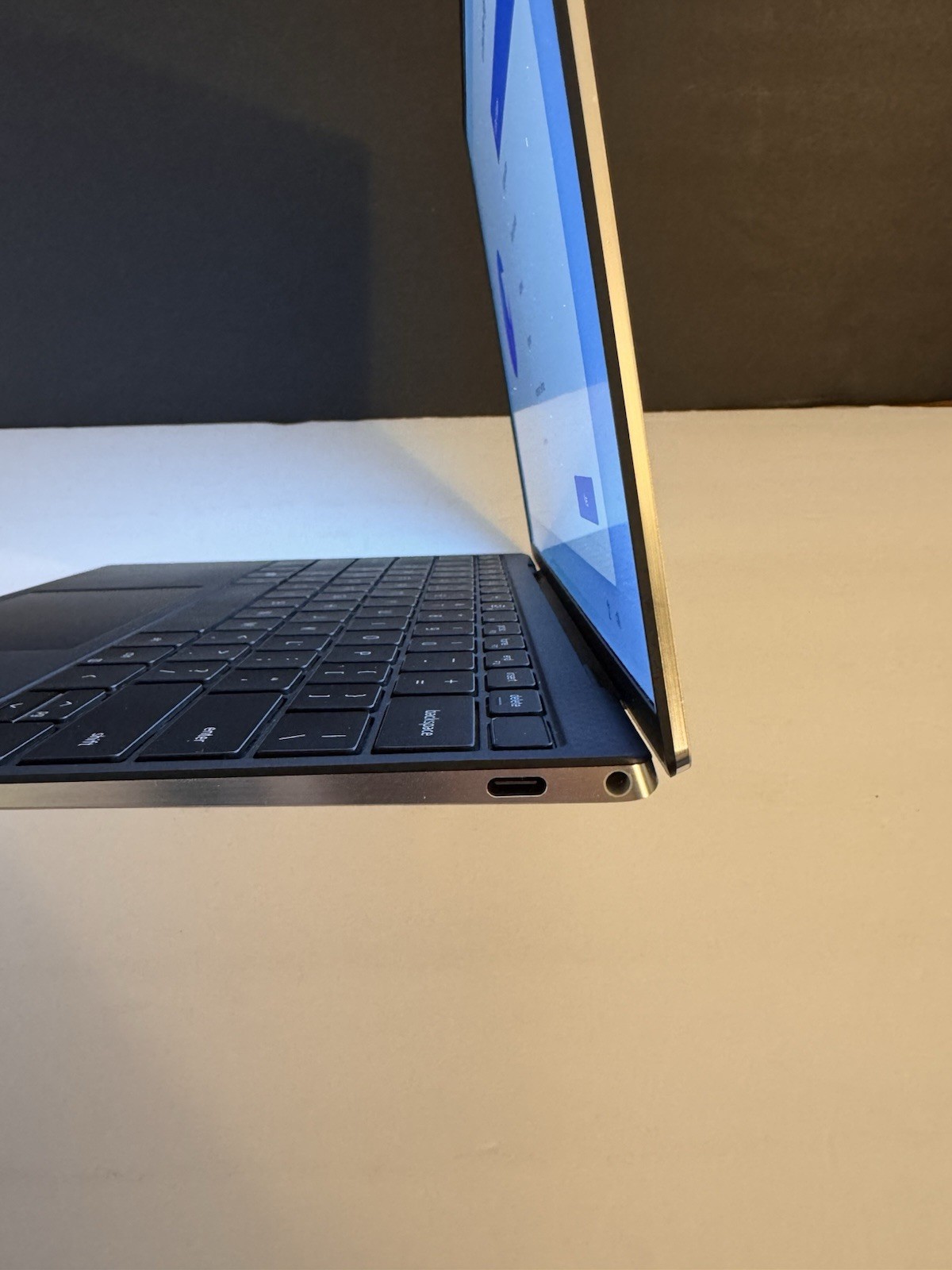 Dell XPS 13 9310 Intel Core i5 (11th Gen) 8GB RAM, 13.4” FHD+ Non Touch Display