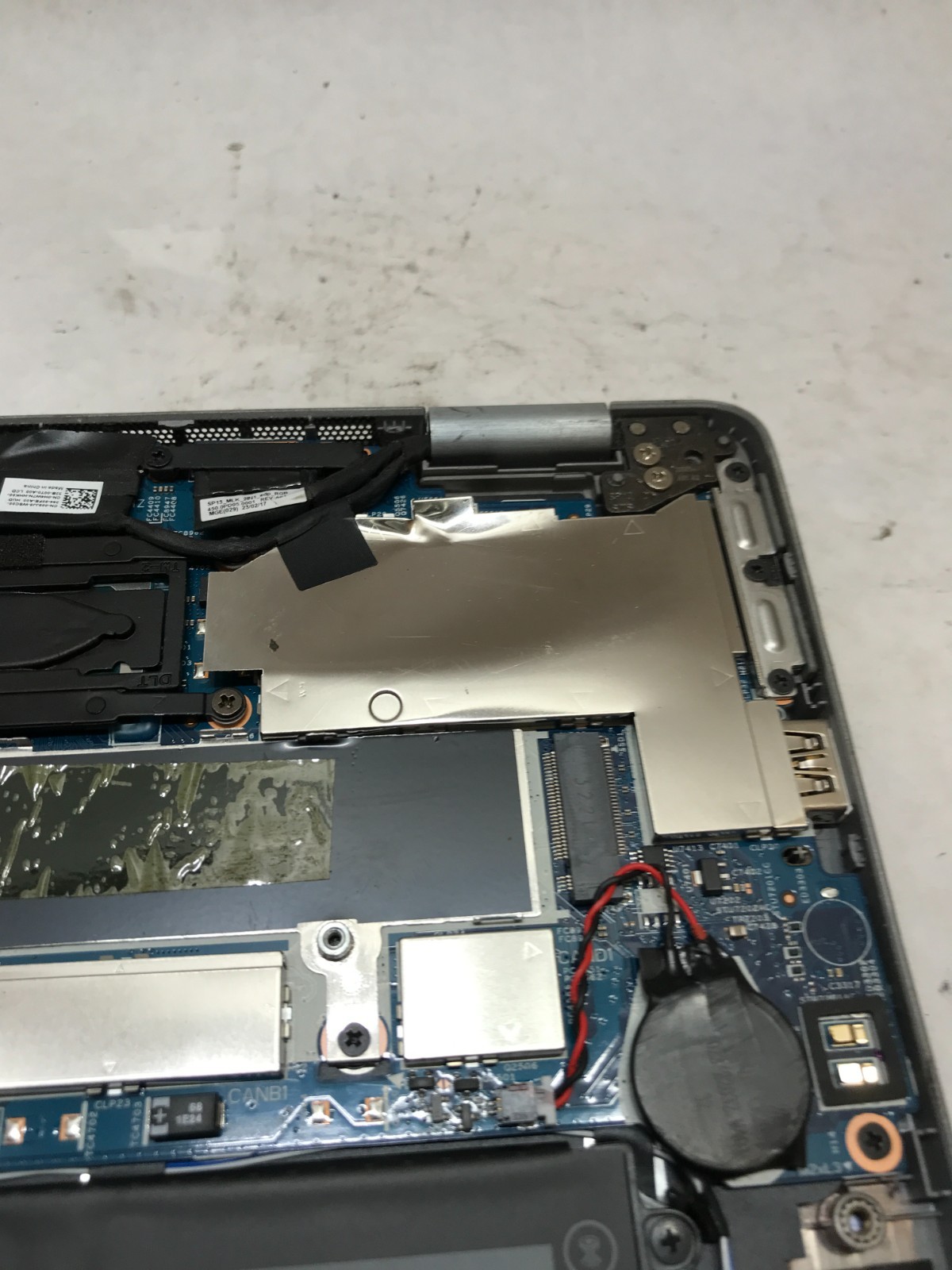 Dell Latitude 5330 13″ Intel i7-1265U 16GB RAM NO SSD/OS Missing Bottom Cover DW