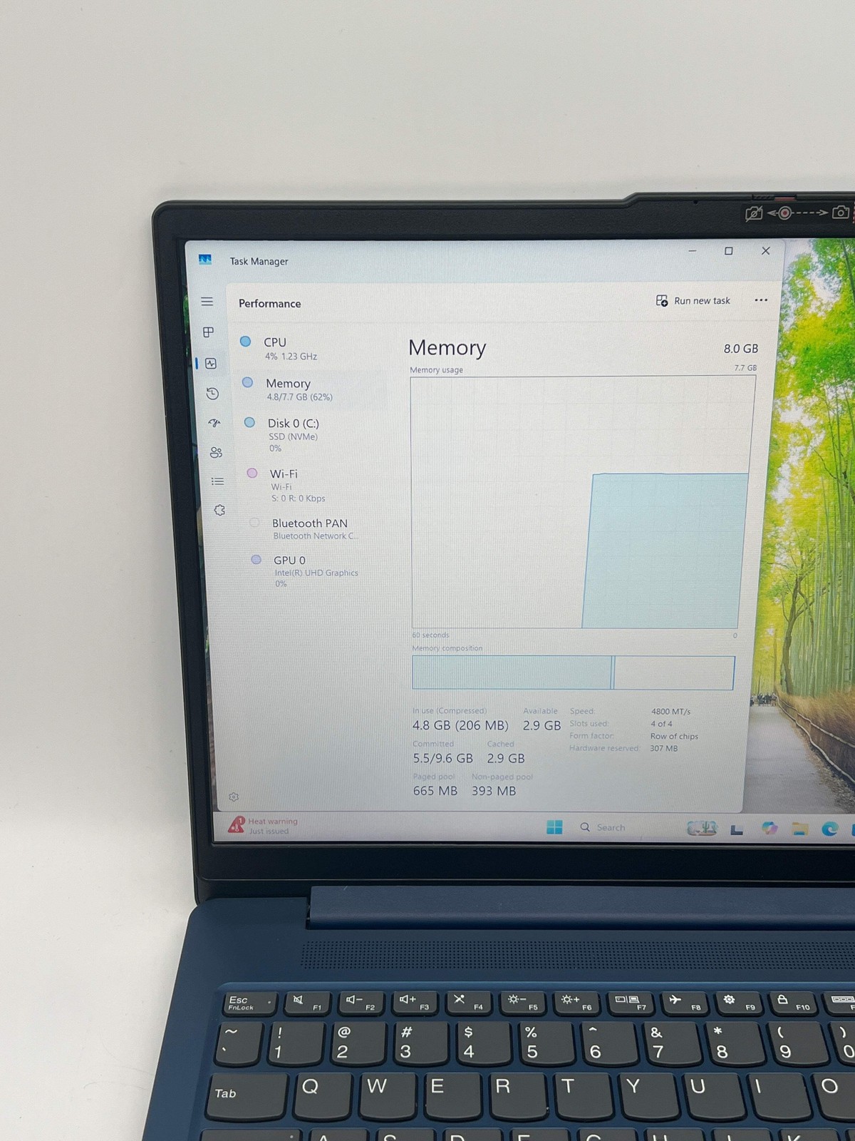 Lenovo IdeaPad Slim 3 15.6″ i3-N305 8GB 256GB – Used