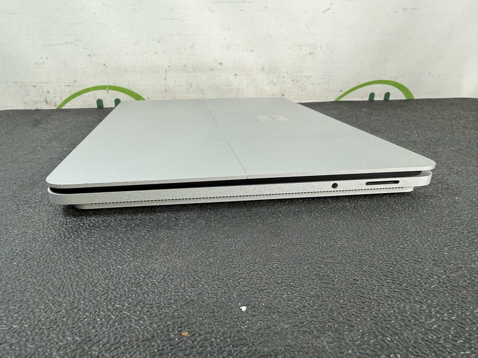 Microsoft Surface Laptop Studio i5-11300H 3.1GHz 16GB DDR4 256GB M.2 Win 11 Pro