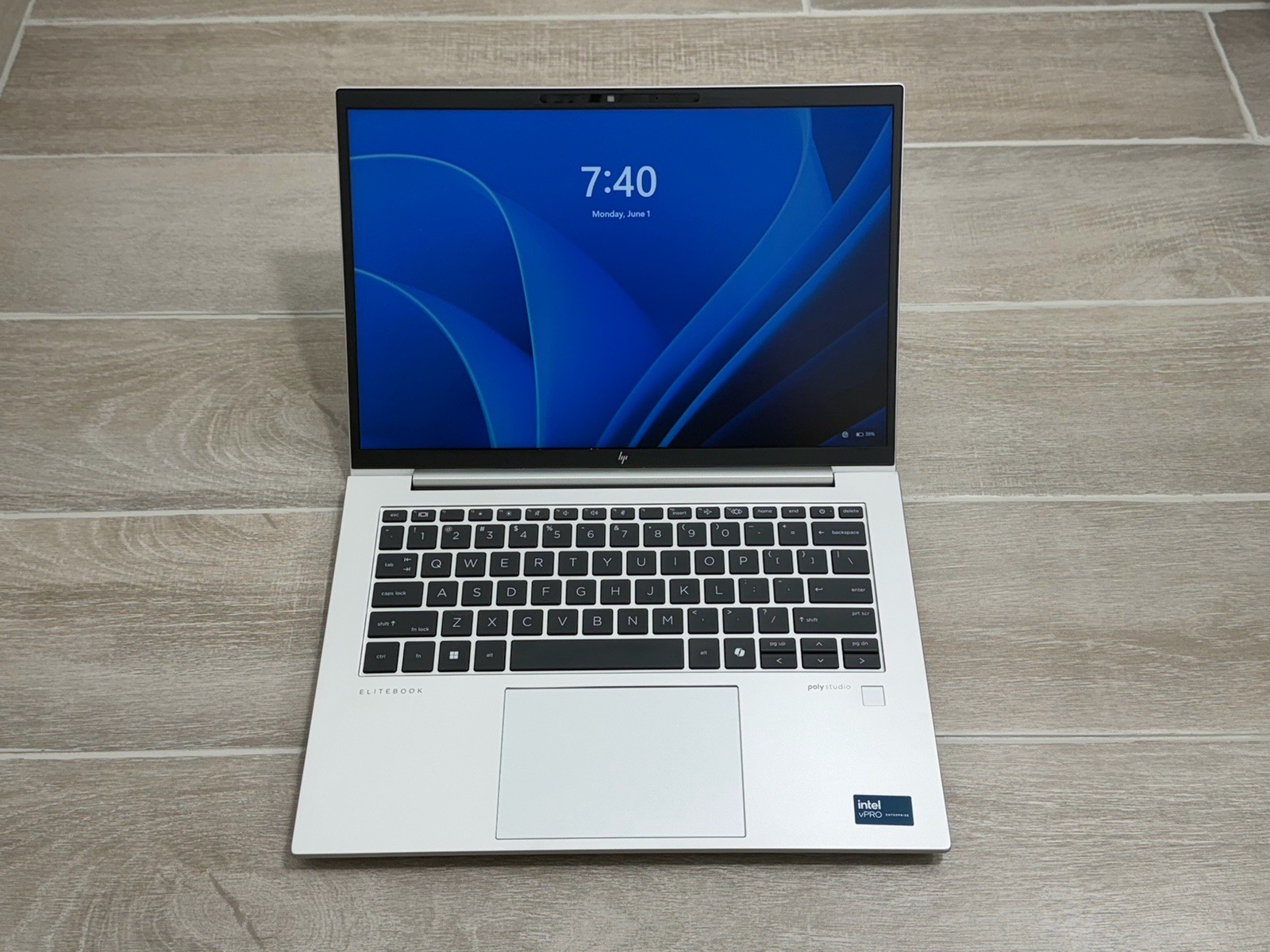 HP EliteBook 840 G11 14″ WUGA Core Ultra 7 165H 8GB RAM 256GB NVMe Win-11