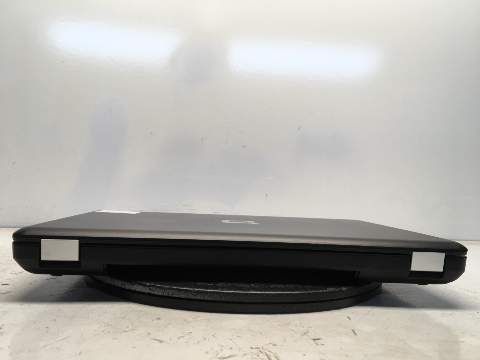 Compaq Presario CQ56-109WM Intel Celeron 900 2.2GHz 2 GB NO HDD