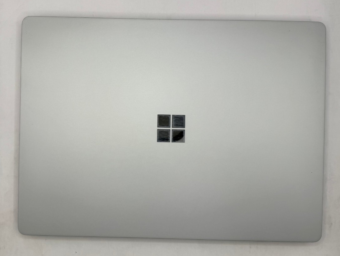 Microsoft Surface Laptop 13-inch (2017) – Core i7-7660U – 16 GB – SSD 512 GB