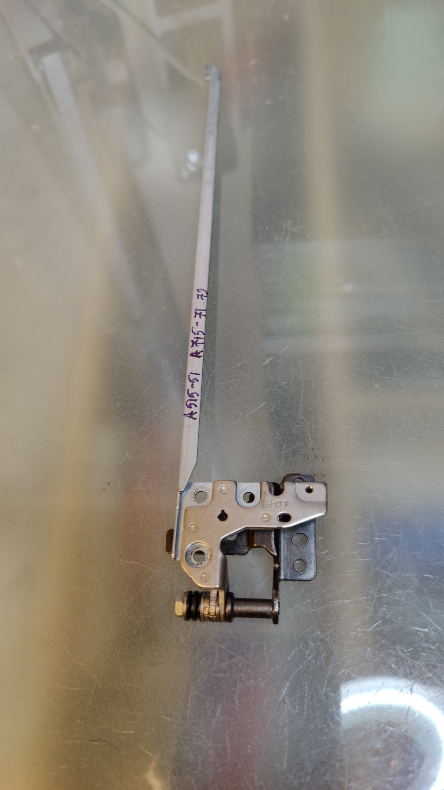 ACER A715-72 A715-51 A515-51 A615-51 A315-41 RIGHT HINGE AM20X000400