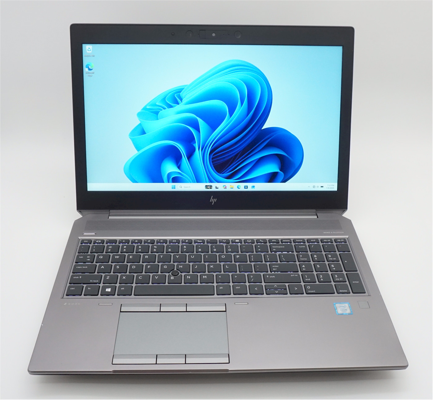 HP Zbook 15 G6 Xeon E-2286M 32GB 512GB NVIDIA Quadro RTX 3000 6GB – Very Good