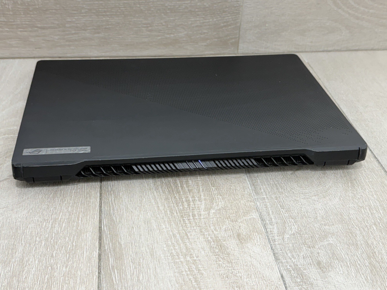 Asus ROG Zephyrus M16 GU603Z 16″ Core i9-12900H 8 GB RAM 512GB NVMe SSD RTX 3070