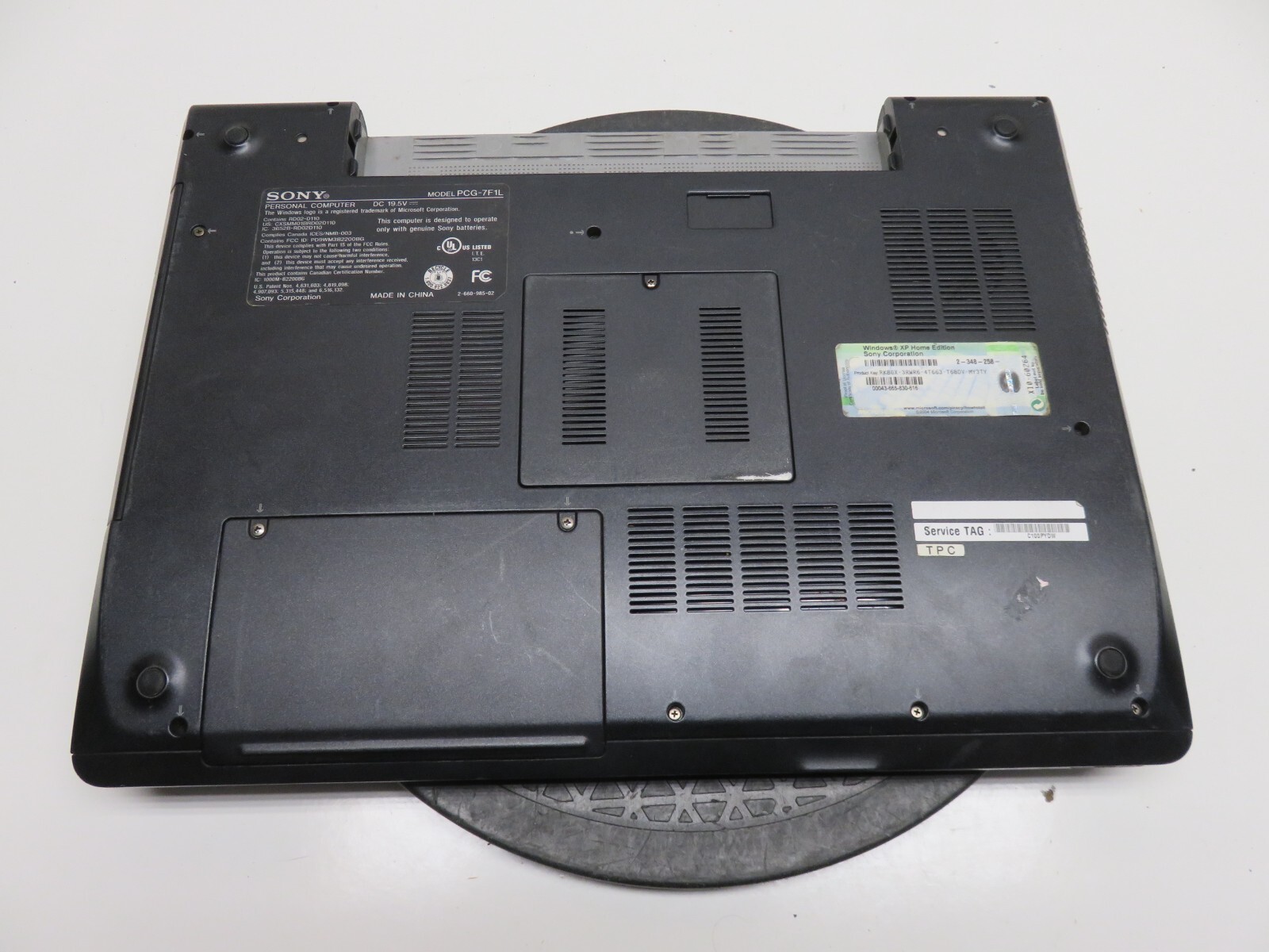 Sony VGN-FJ170 PCG-7F1L Laptop Intel Centrino 512MB Ram No HDD or Battery