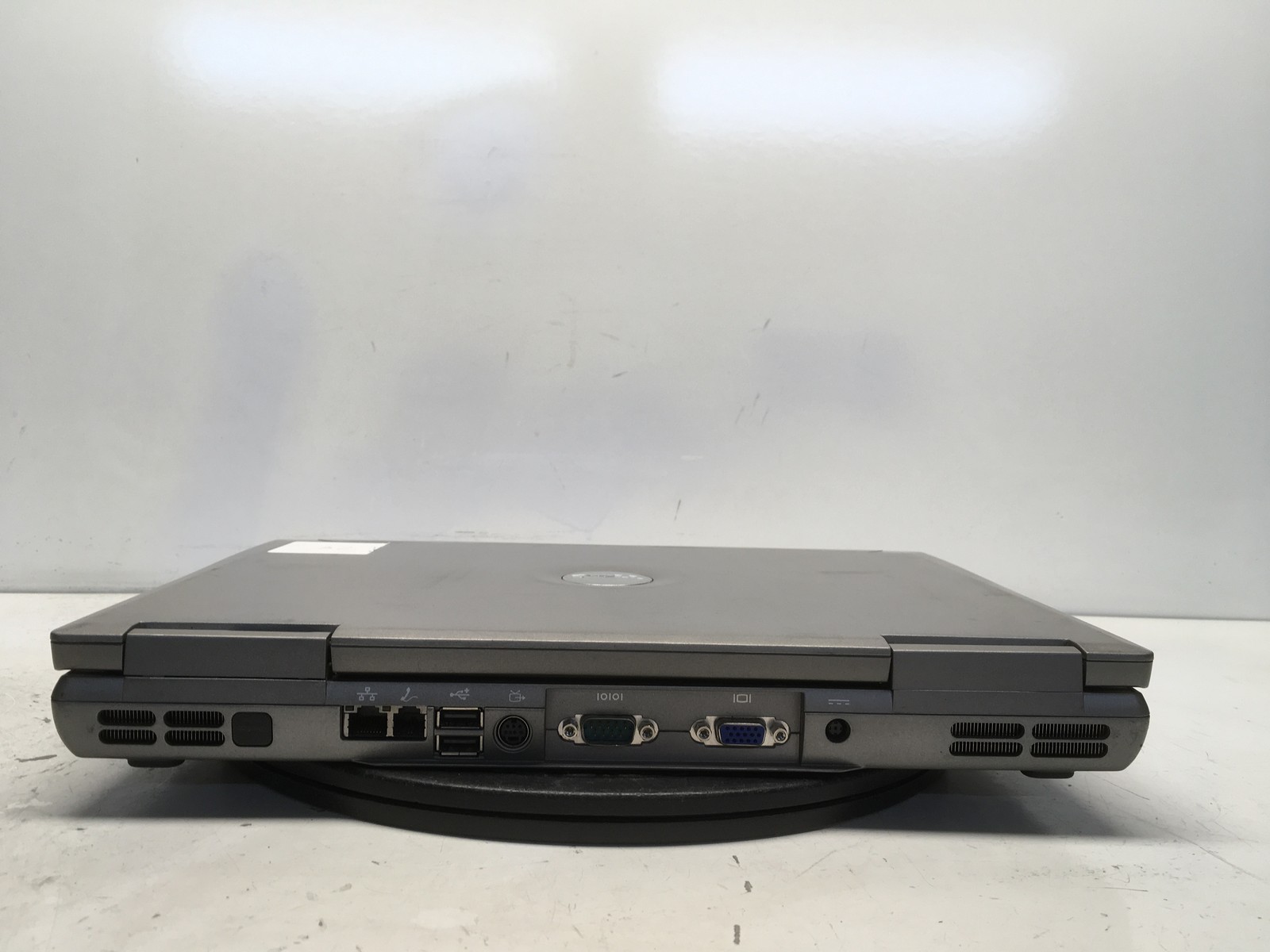 Dell Latitude D810 Intel Pentium M 06D8 1.86GHz 512 MB NO HDD No Batt