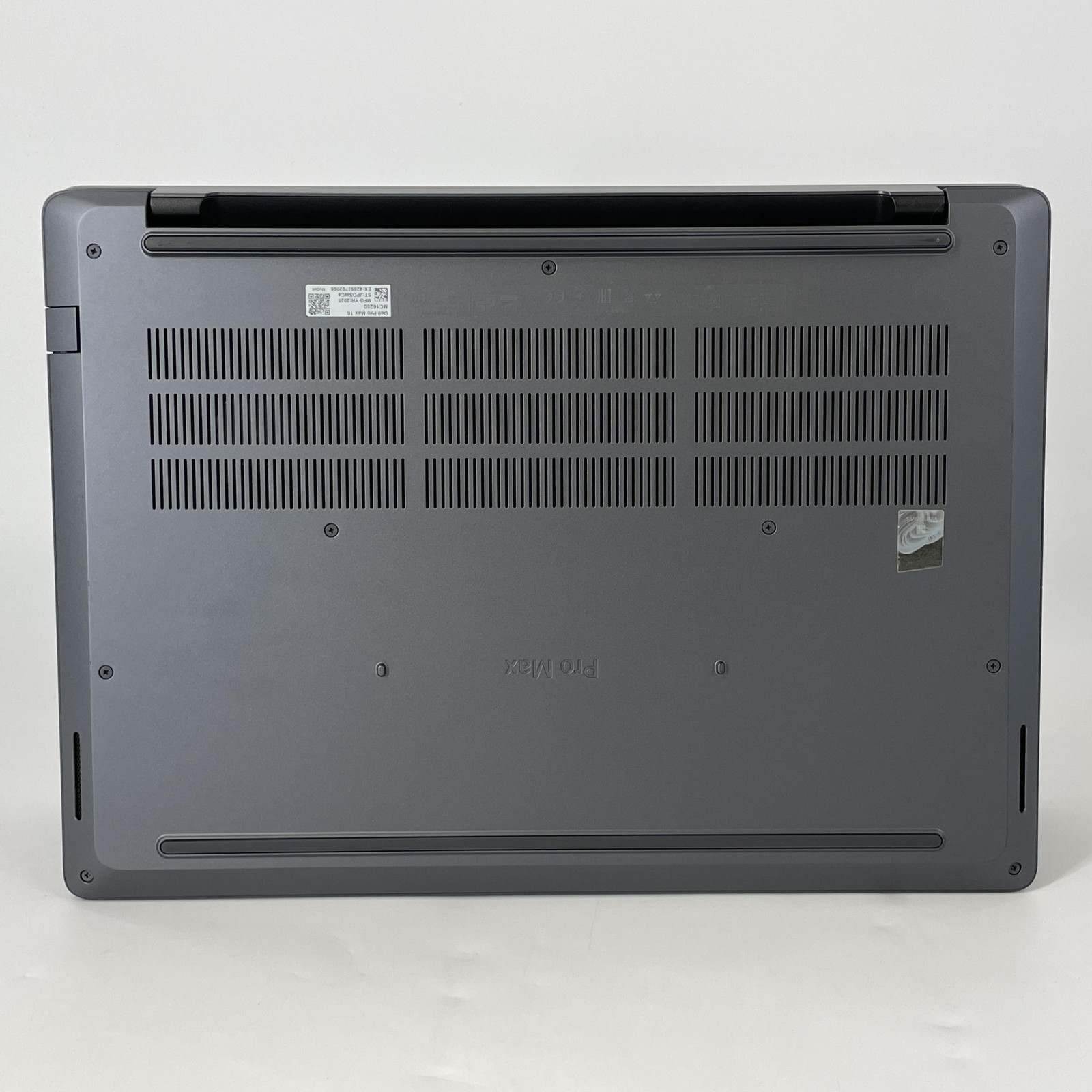 Dell Pro Max 16 MC16250 FHD+ Ultra 7 265H 16GB 512GB SSD RTX PRO 500 Blackwell