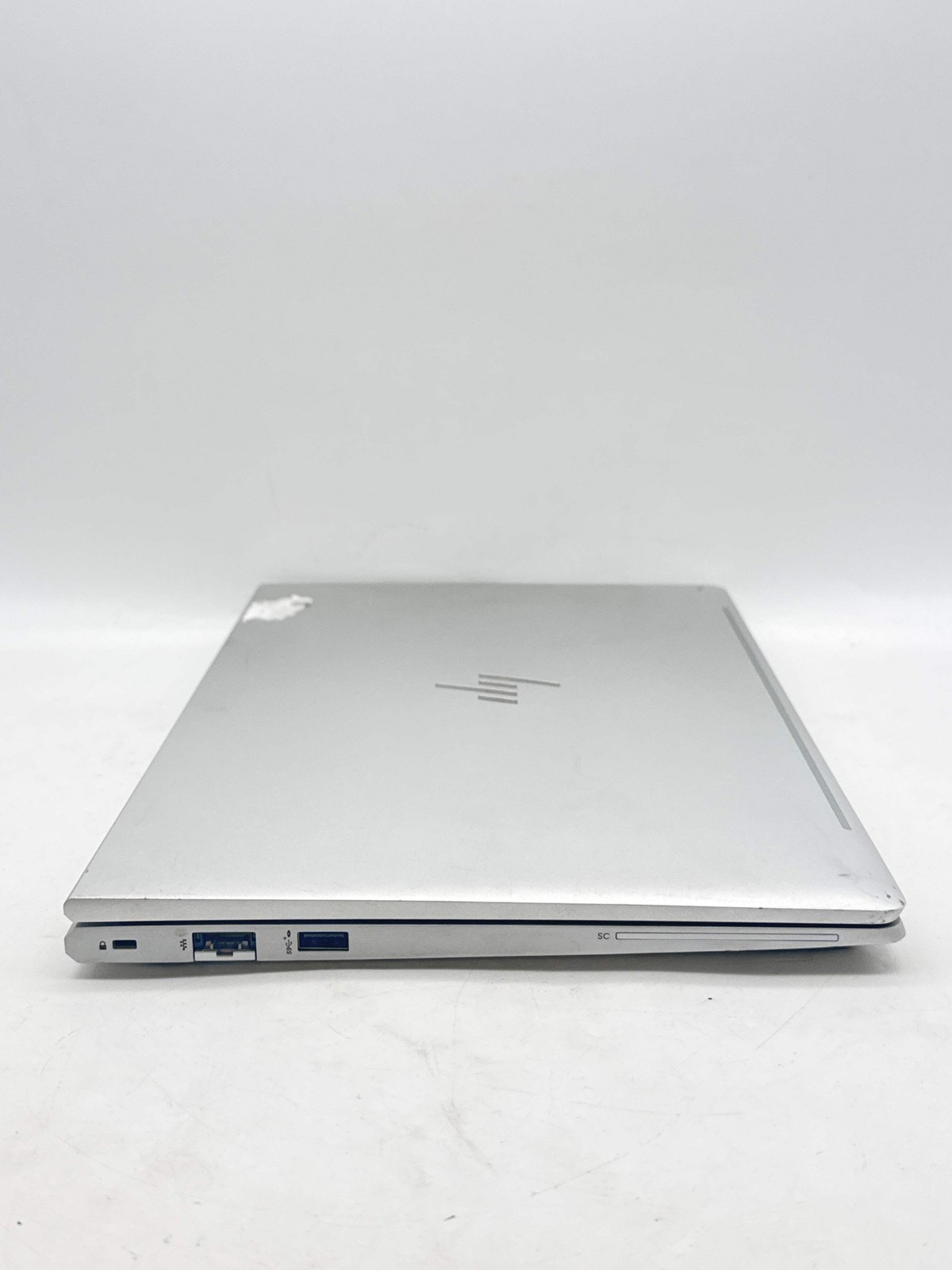 HP EliteBook 640 G10 14.0″ FHD Touch Core i5-1335U 1.30GHz 256GB SSD 8GB RAM