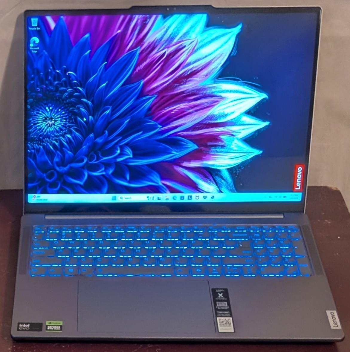 Lenovo Yoga Pro 9i 16″ 3.2K 165Hz (Core Ultra 9 185H, 32GB/1TB SSD, RTX 4050)