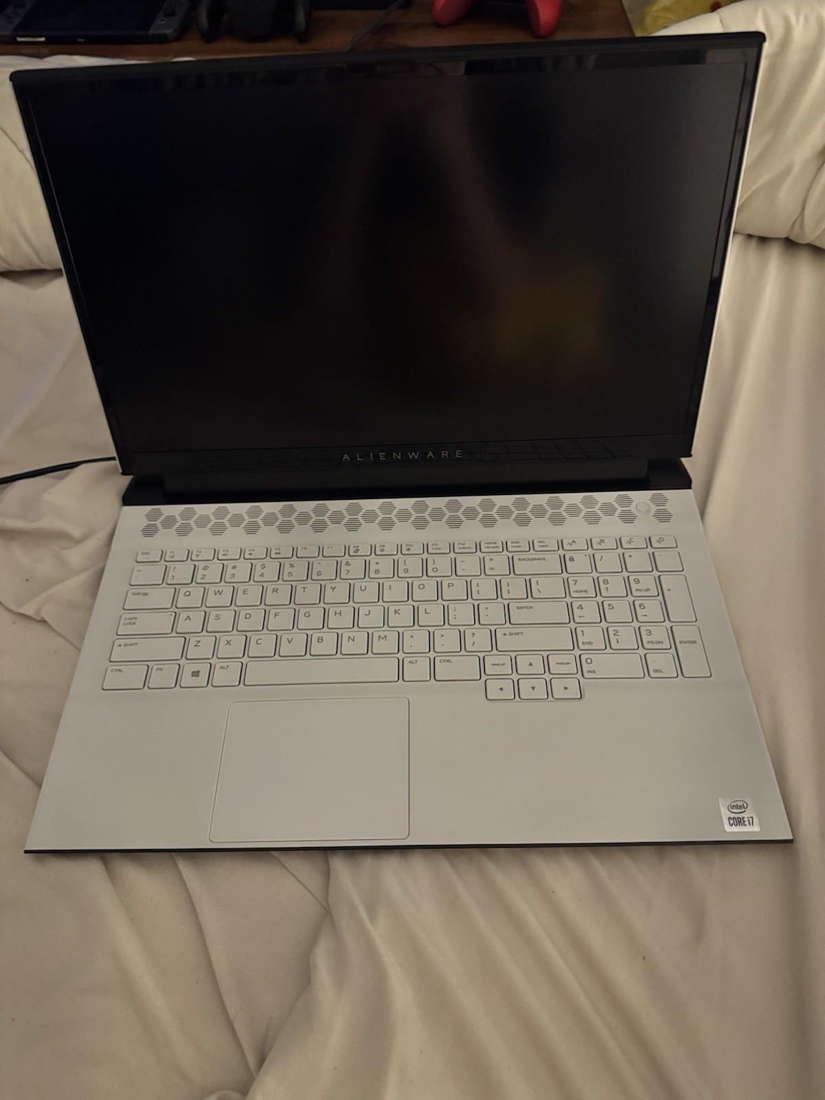 Alienware M17 R4 17.3″ Intel Core i7-10870H 360Hz 2.2GHz 16GB 1TB SSD RTX 3070