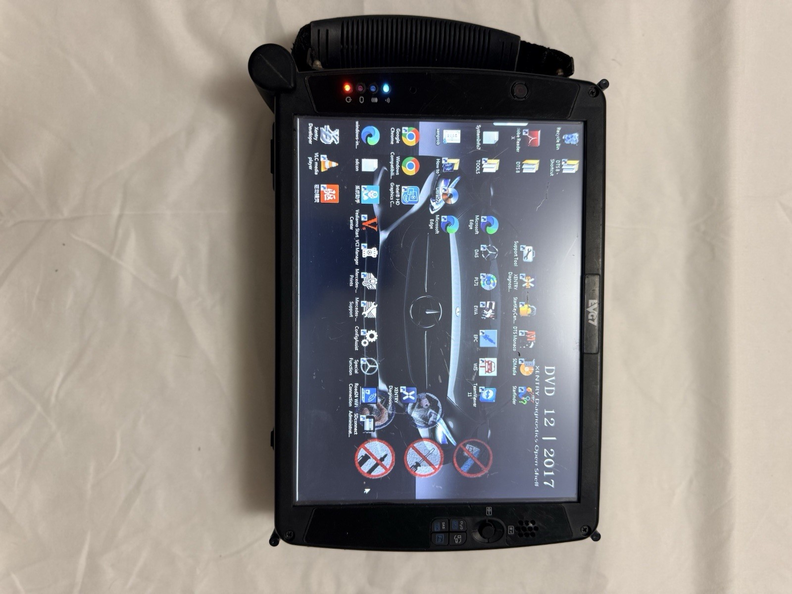 EVG7 DL46 Rugged Diagnostic Tablet PC 10.4” Touchscreen Intel Celeron w/ Charger