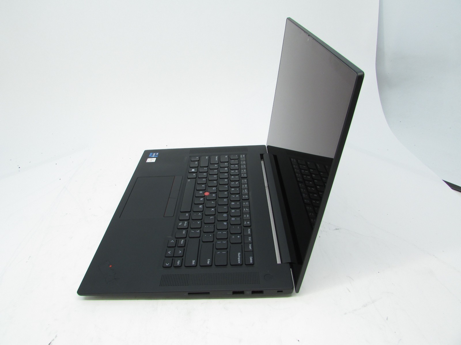 Lenovo ThinkPad P1 G4 Touch Xeon W-11855M 3.2GHz 32GB RAM 1TB SSD A2000 No OS/AC