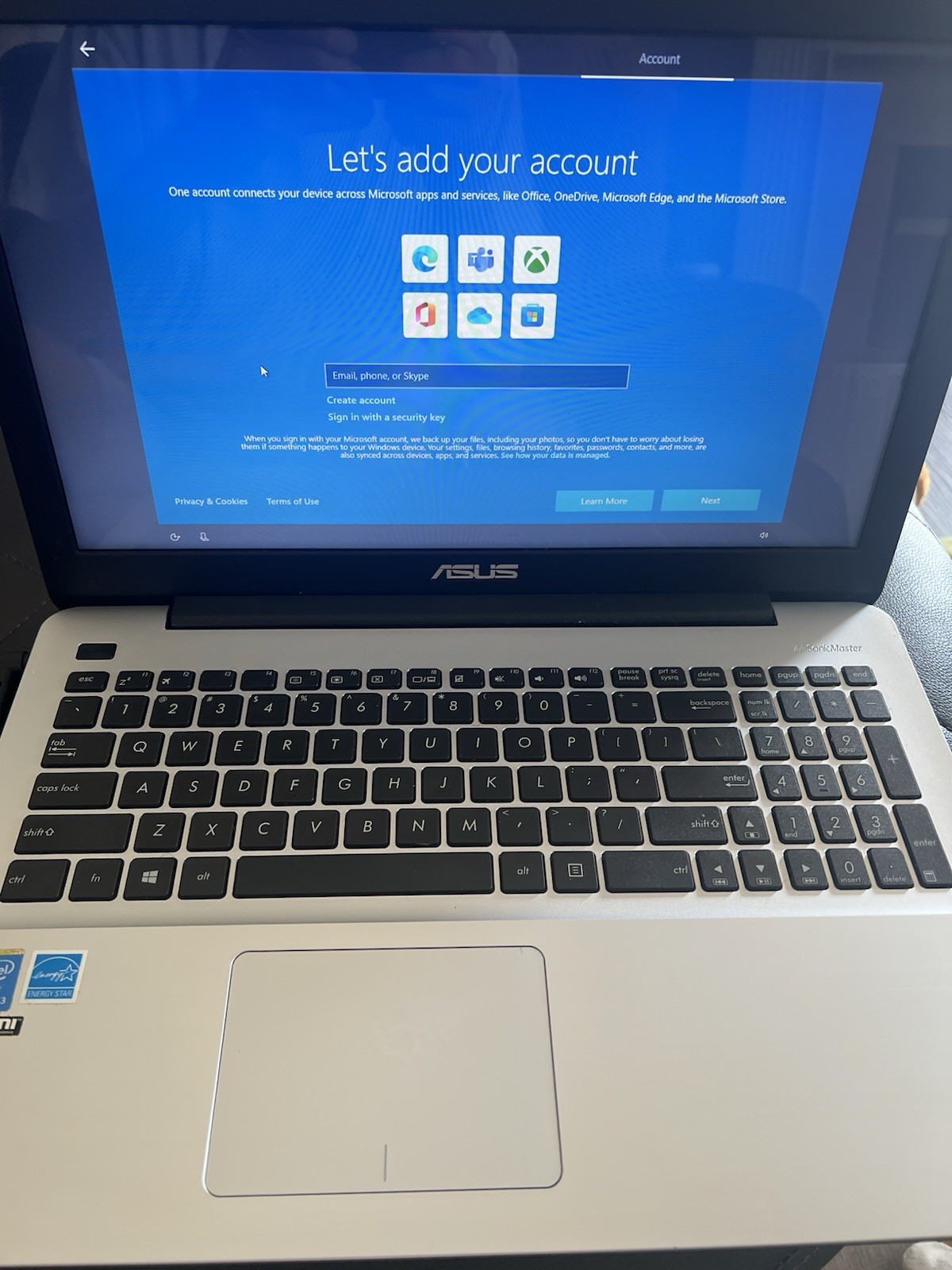 ASUS X555L Laptop Working – With Charger (Battery Needed Read Desc)