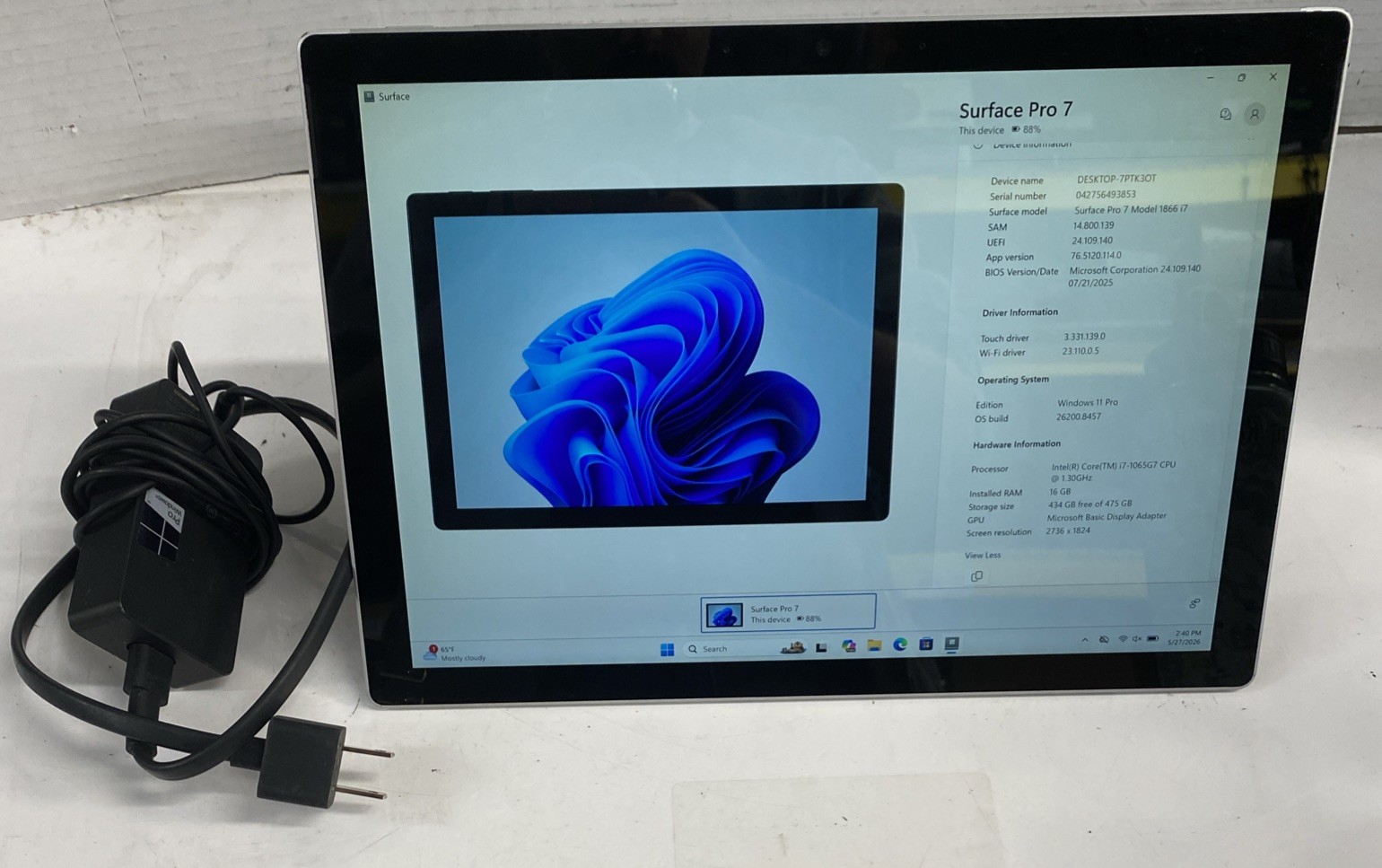 Microsoft Surface Pro 7 1866 12.3″ Touch Intel i7-1065G7 16GB 512GB – READ