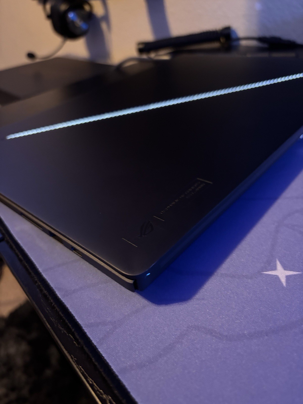 Asus ROG Zephyrus G16 GU605 240Hz 2.9GHz Ultra 9 285H 32GB 2TB RTX 5080 bundle