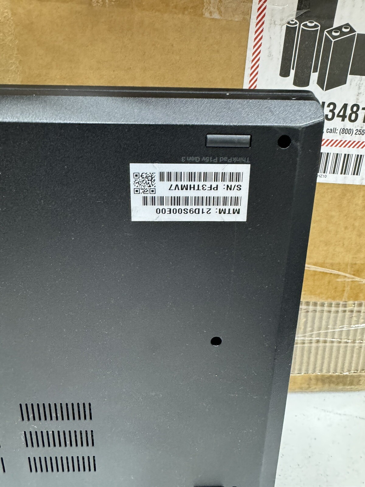 Lenovo ThinkPad P15v (Gen 3) i7-12800H 32 GB Ram 512GB ssd RTX A2000 (FOR PARTS)