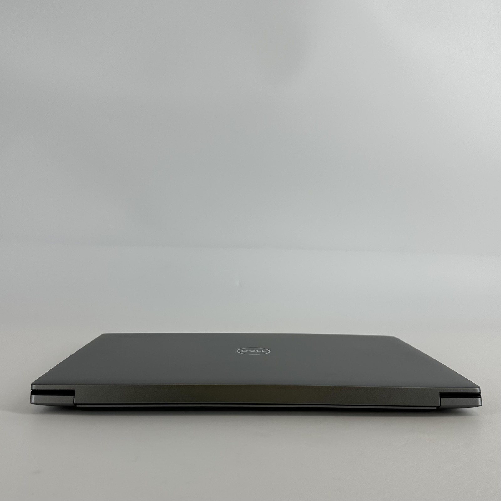 Dell Precision 5480 14 FHD 2.5 GHz i7-13800H 32GB 256GB SSD RTX A1000 Good