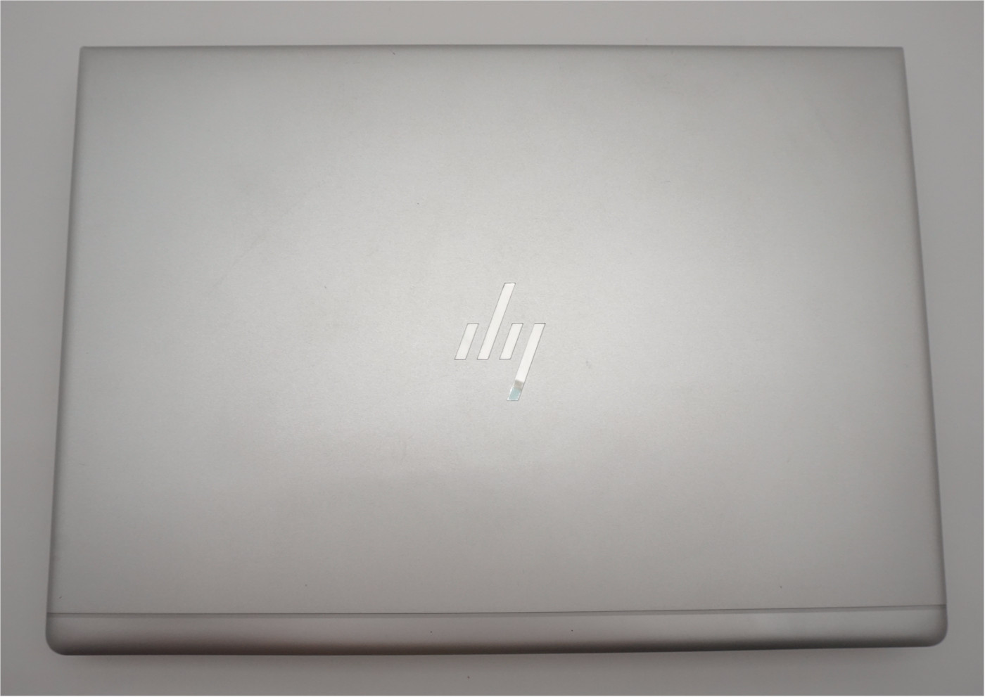 HP EliteBook 840 G5 Laptop 14″ 1080p i7-8650U 16GB 512GB Radeon New Batt – Good