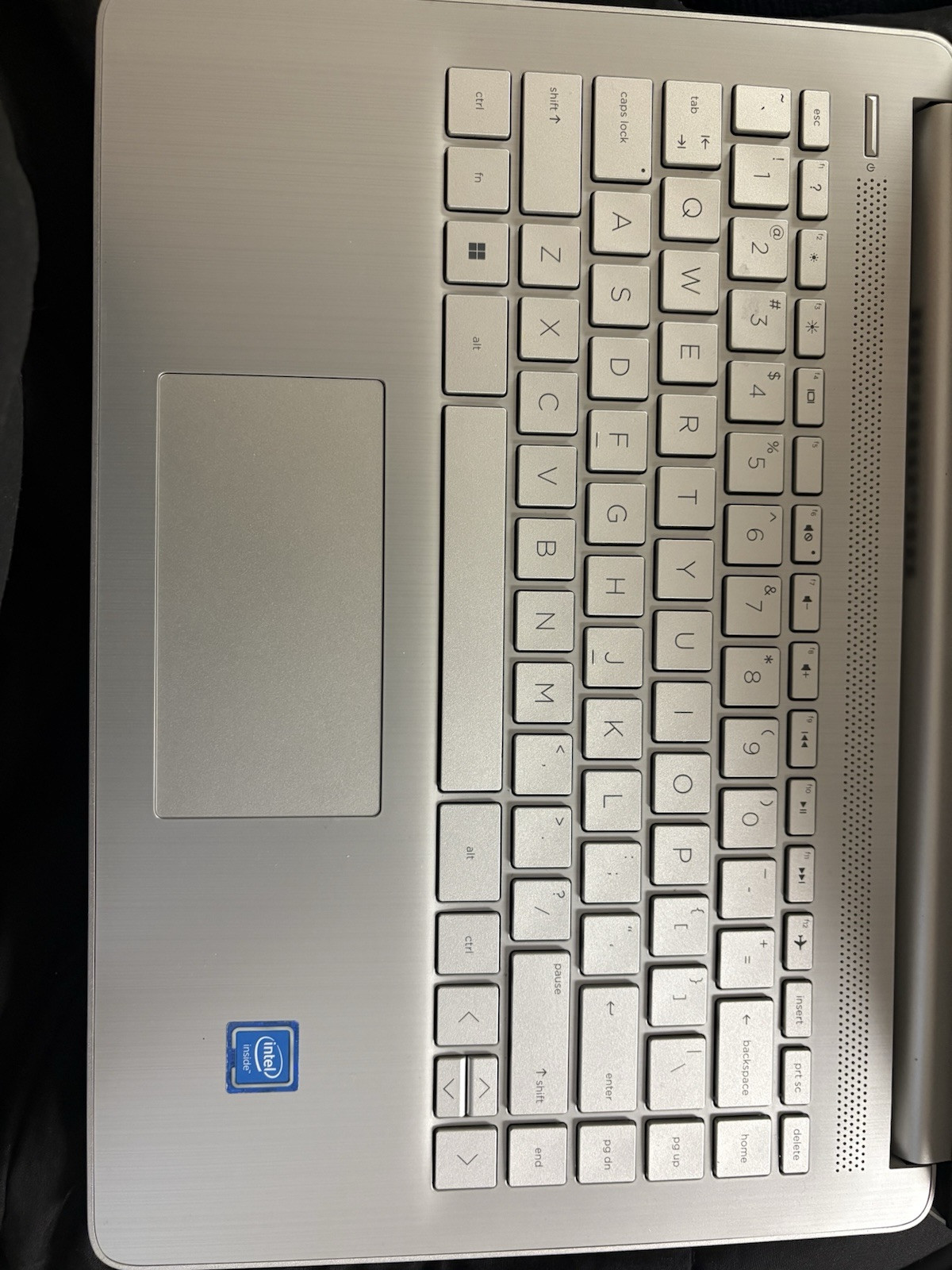 Slightly used HP-dq0711ds TOUCHSCREEN Laptop (comes with charger)
