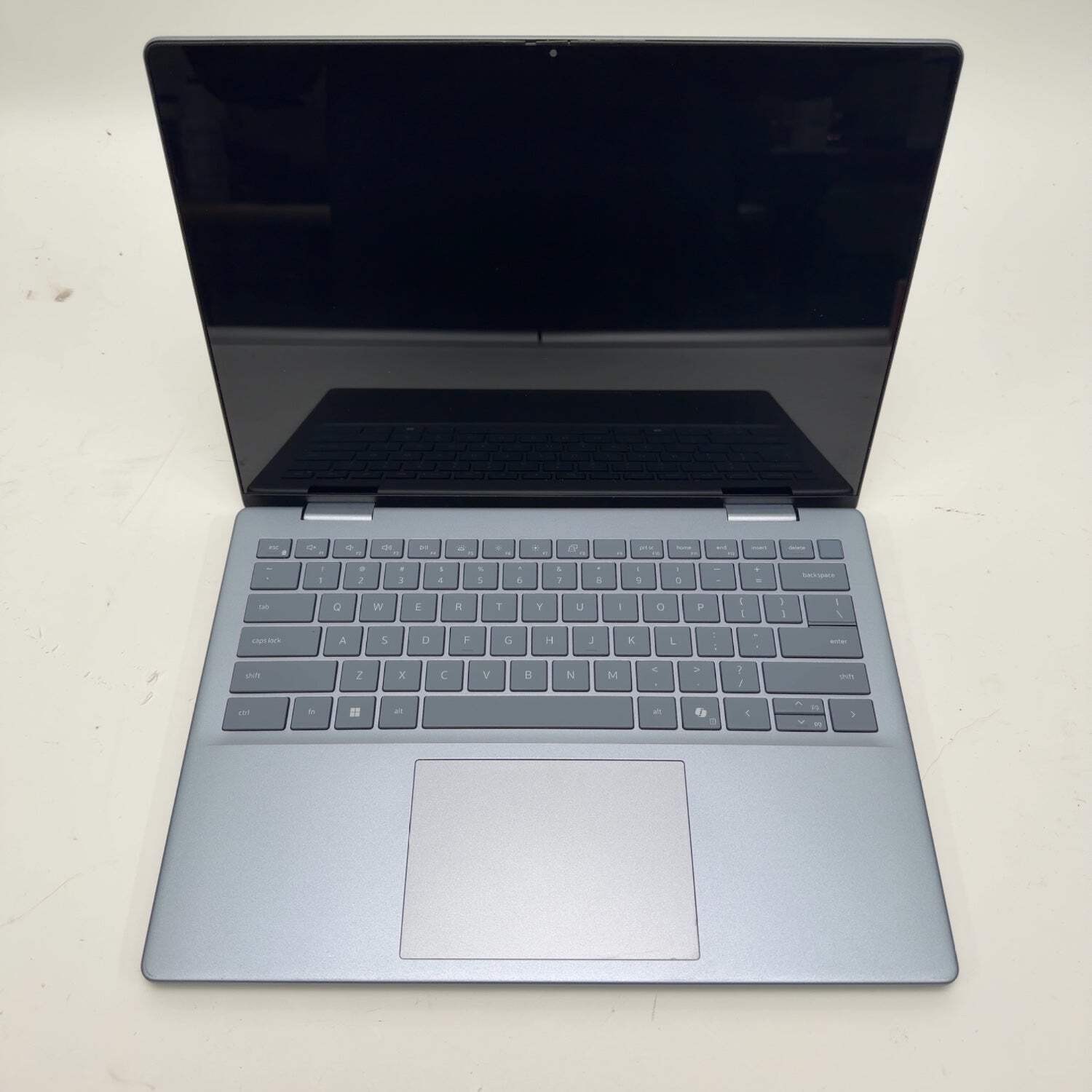 Dell 14 P186G 14″ Core 7 150U 1.8GHz 16GB RAM 1TB SSD