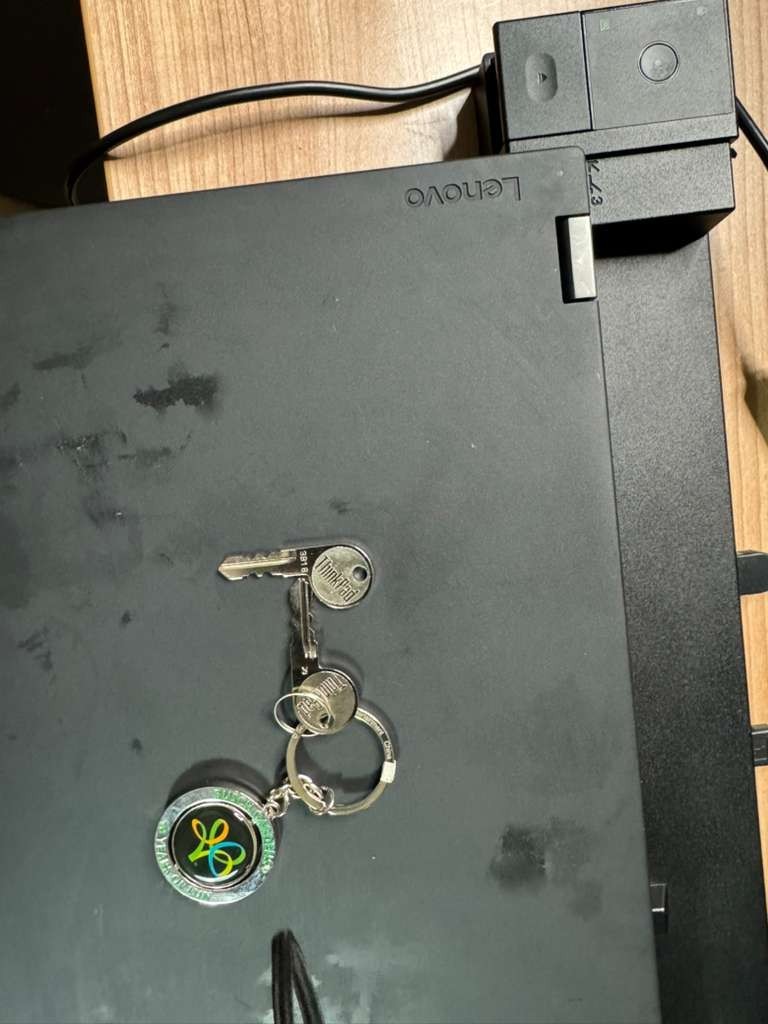 Lenovo ThinkPad P71 17.3″ Workstation | i7-7820HQ | 32GB RAM | 954GB SSD + 1.82T