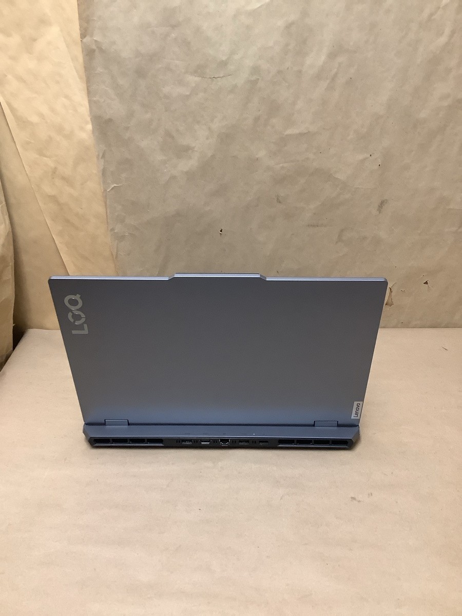 LENOVO LOQ 15ARP9 15.6″ GAMING LAPTOP WITH CHARGER (B33008372)