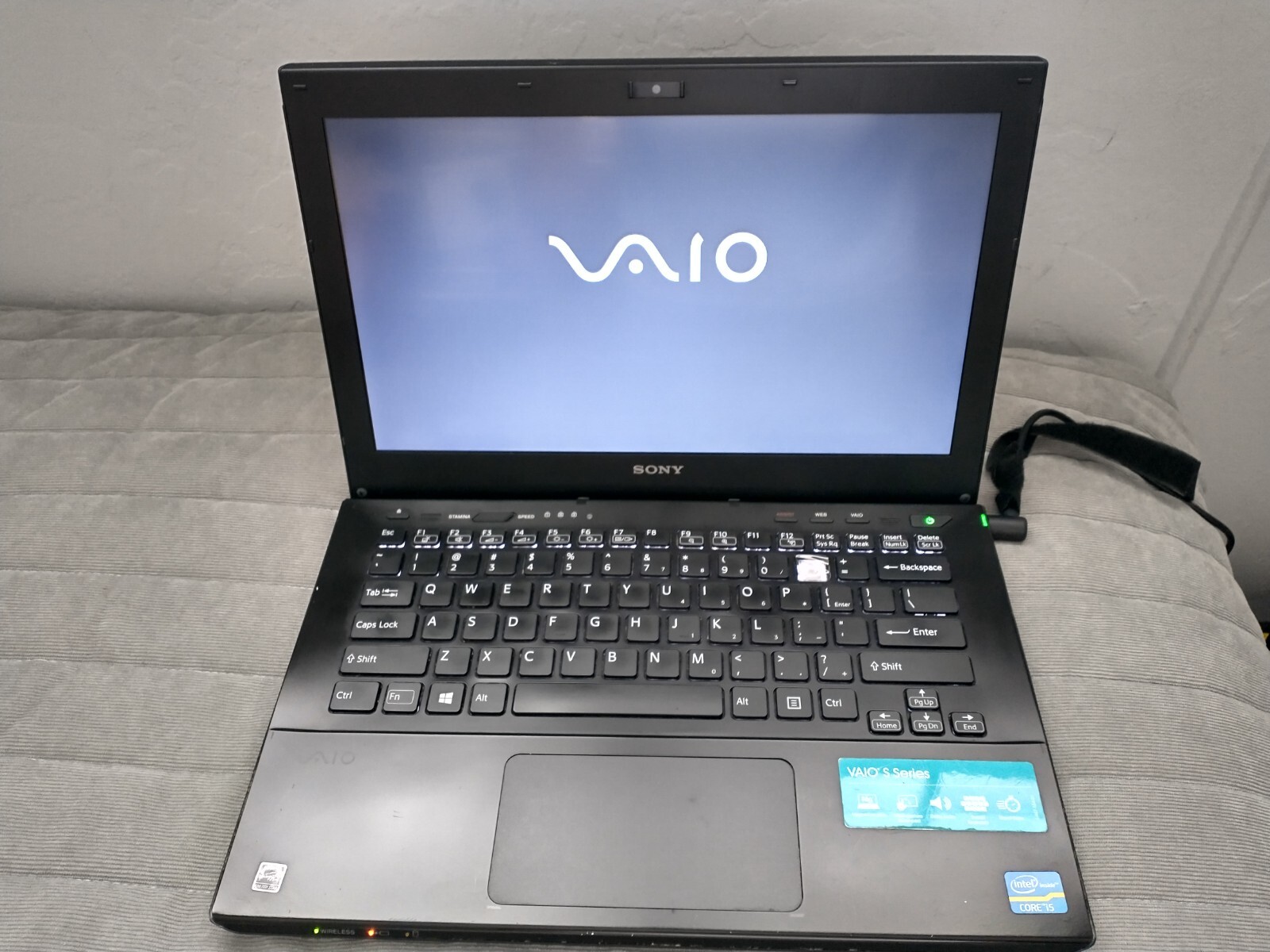 Sony Vaio SVS131E1DL Intel Core i5 3210M 2.50 GHz 6 GB RAM 750 GB HDD