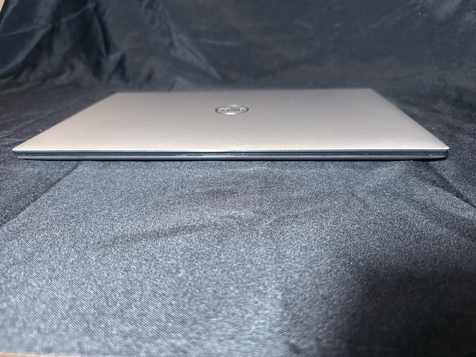 Dell XPS 15 9500 Silver FHD+ i7-10750H 2.60GHz 16GB 512GB SSD GTX 1650 Ti Fair