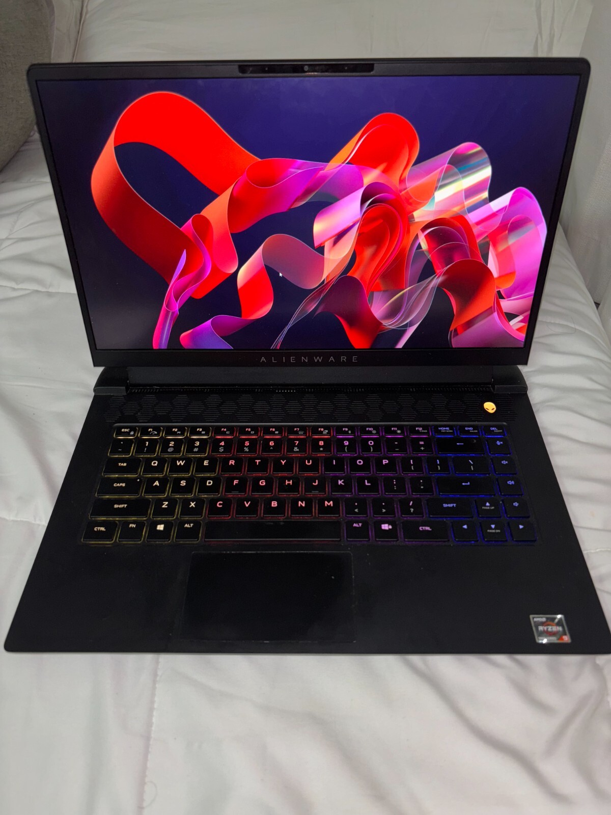 Dell Alienware M15 R5 15.6” (1TB SSD,AMD Ryzen R9, 3.3 GHz,16GB)-Gaming Laptop