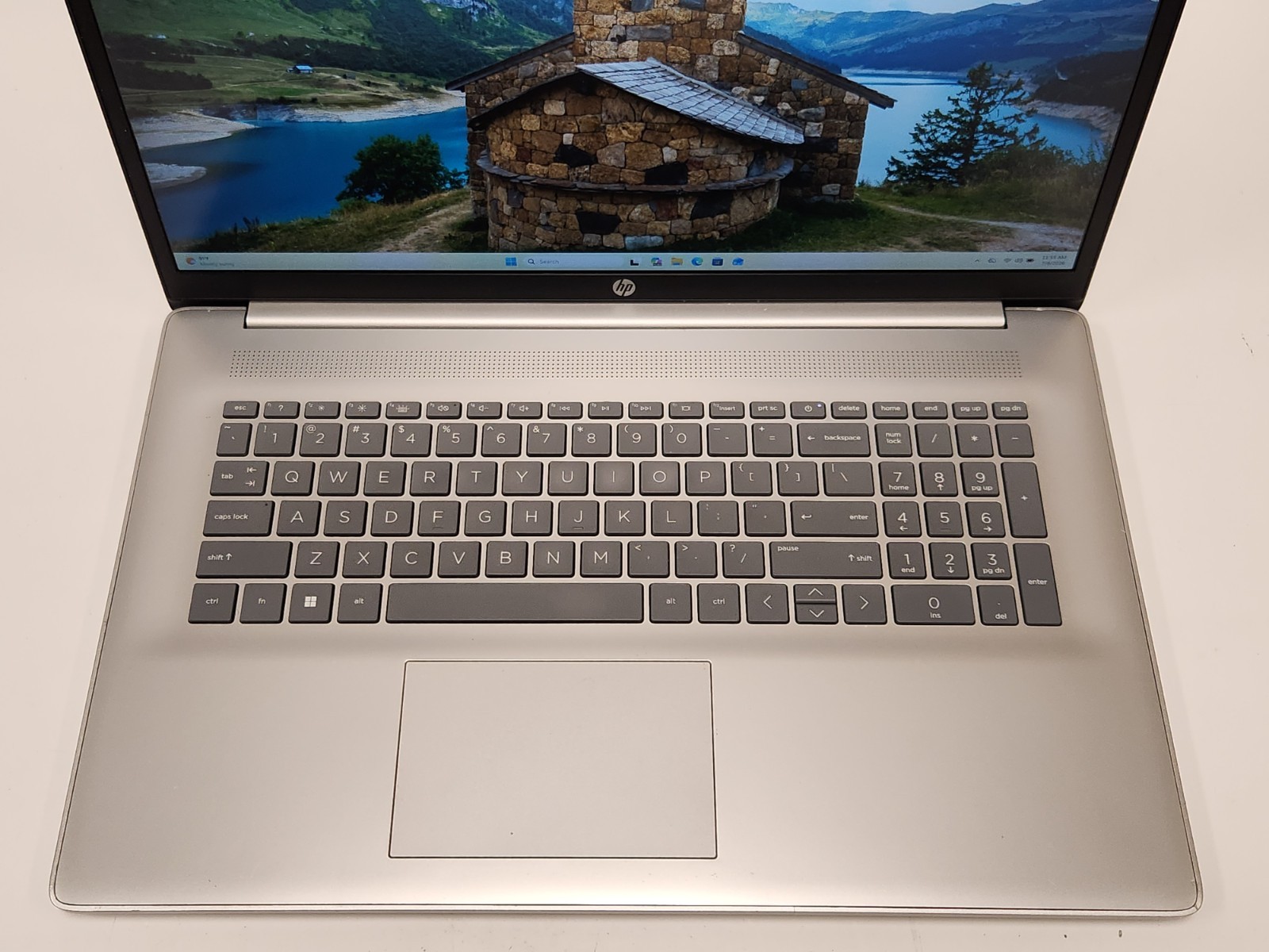 HP 17-cn3053cl 17.3″ Laptop FHD Intel i5-1335U 1.3GHz 8GB RAM 256GB SSD W11P