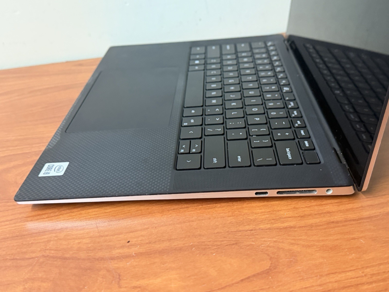 Touchscreen Dell XPS 15 9500 i9-10885H 32GB Ram 512Gb SSD |NVIDIA GTX 1650 Ti 4K