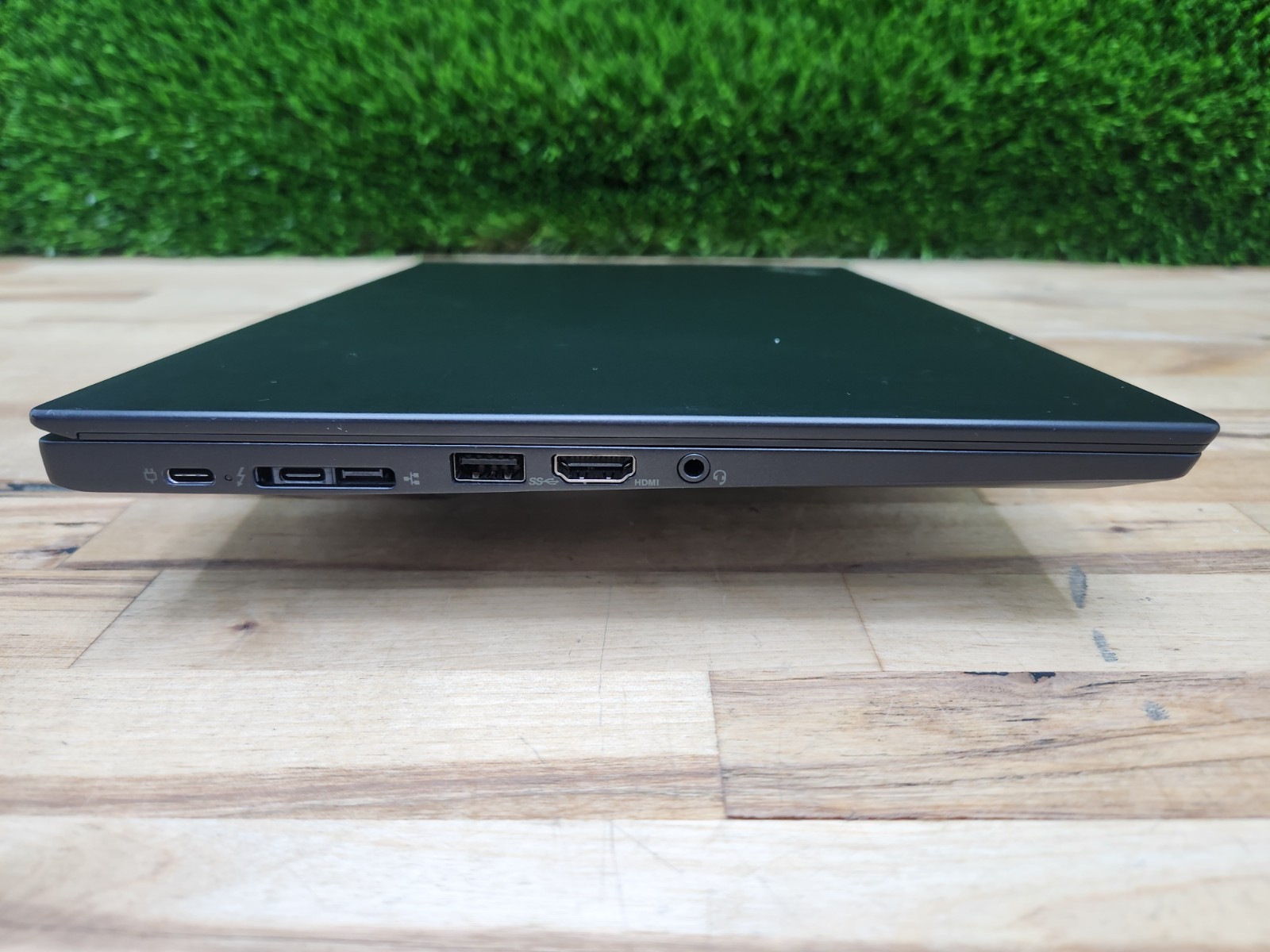Lenovo ThinkPad X13 Gen 1 13.3″ FHD Touch i7-10610U 1.8GHz 16GB 256GB SSD Win11~