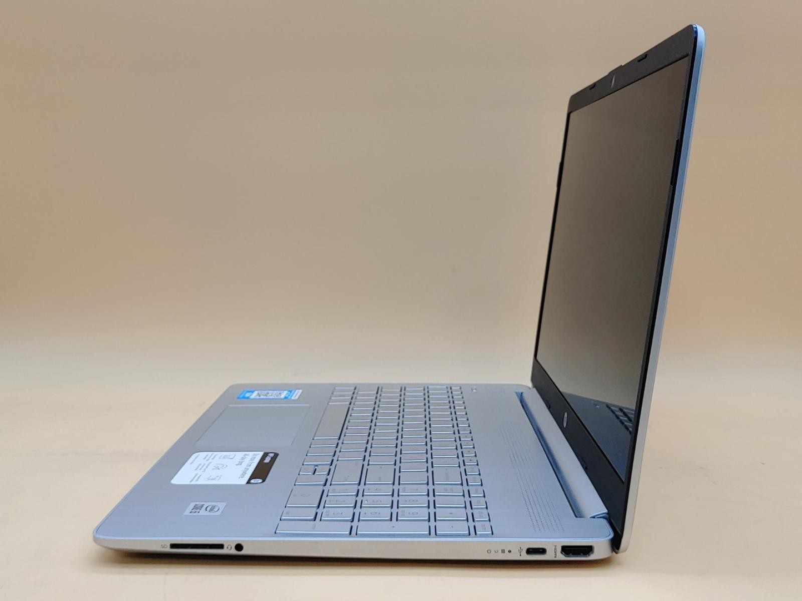 HP Notebook 15-dy1043dx 15.6″ Touch Intel i5-1035G1 12GB 256GB SSD Win11 *NO A/C