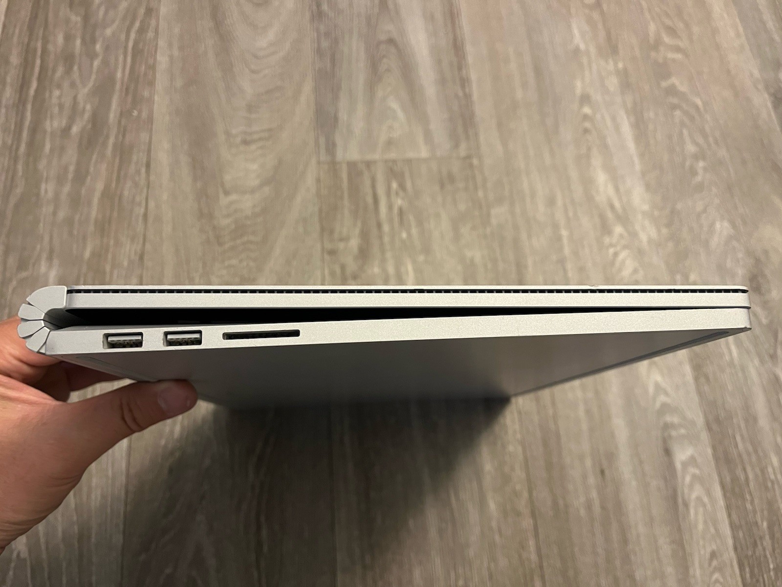 Microsoft Surface Book 3 i7-1065G7 1.3GHz 16GB RAM 256GB SSD Windows 11 Pro
