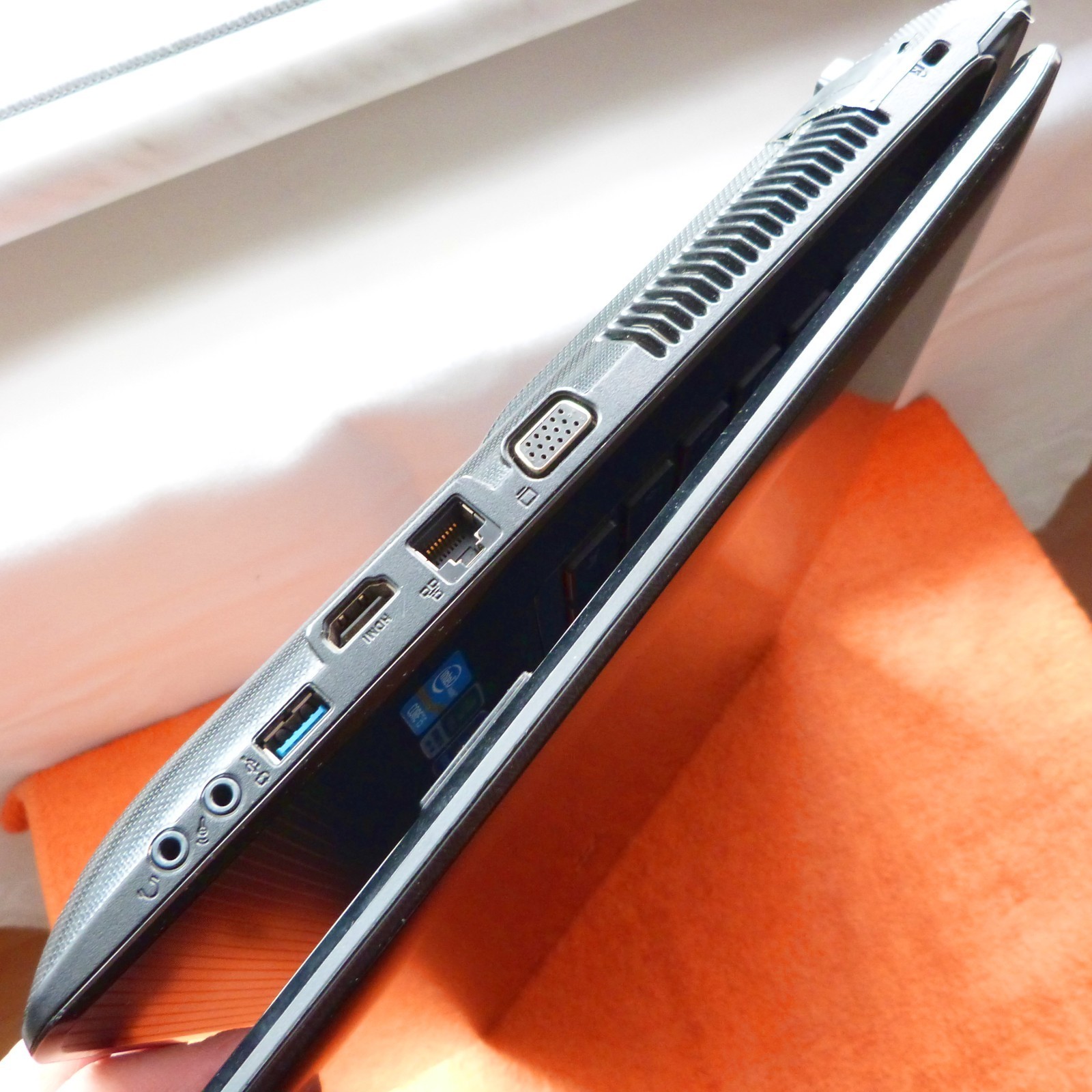 Asus K93 18 inch FULLHD Cinema Monster l 16GB RAM NEW l 2TB SSD HDD Windows…
