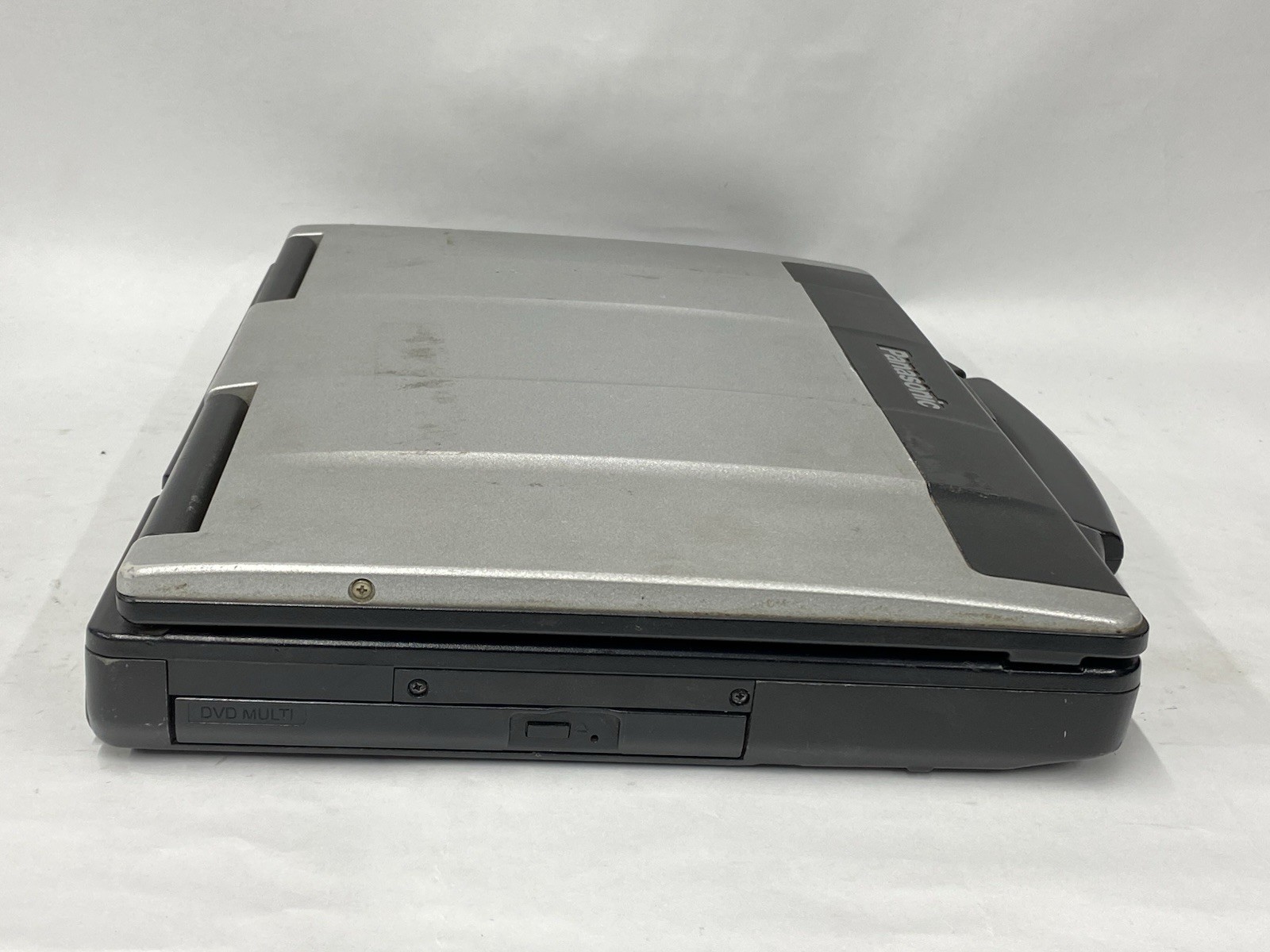 Panasonic CF-53 MK1 – 1024×768 – i5-2520M – No RAM/SSD/OS – READ