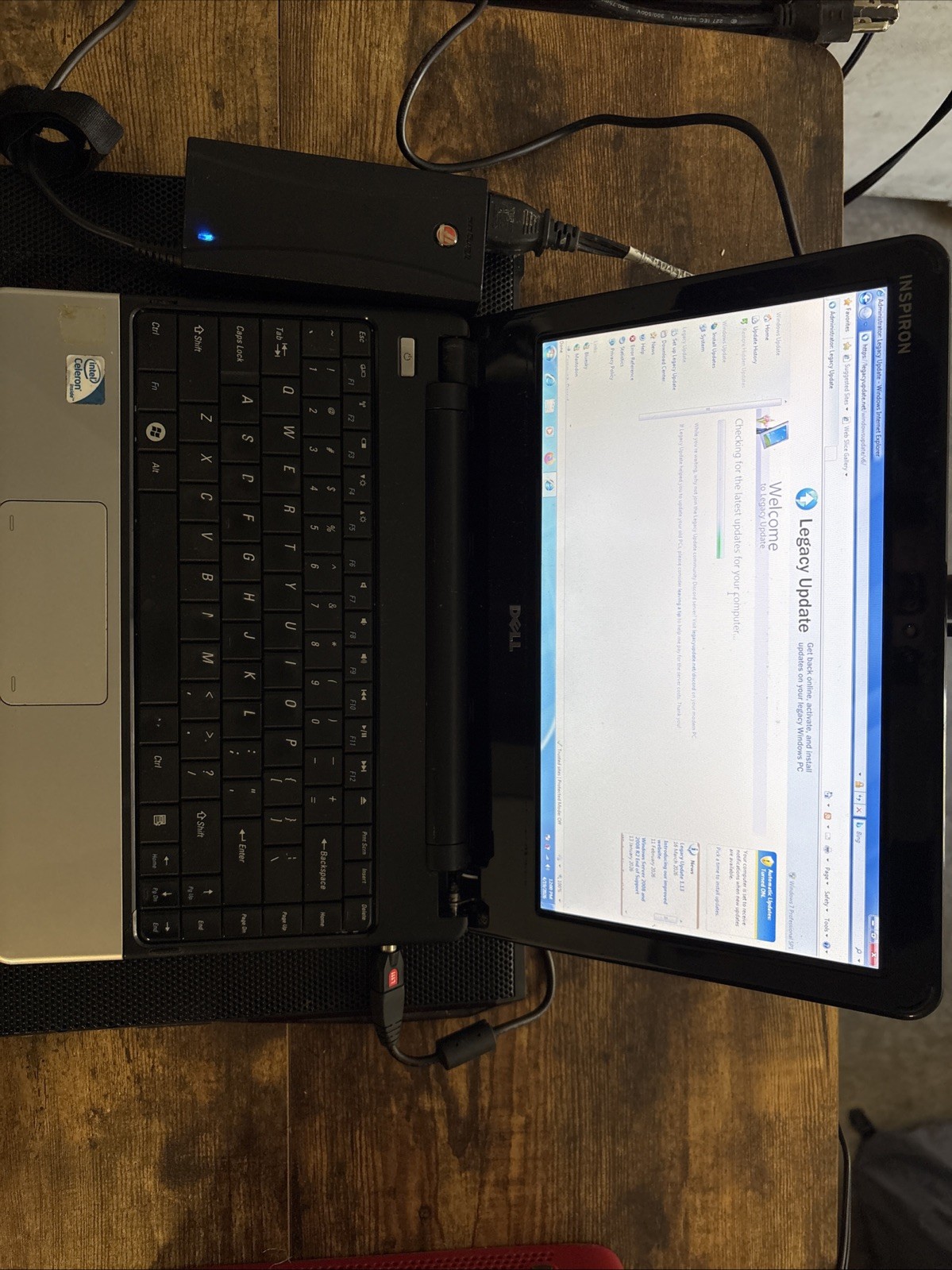 👀 look 👀 Dell Mini Obsidian 11Z Black 11.6″ inch P03T netbook laptop Wndows 7