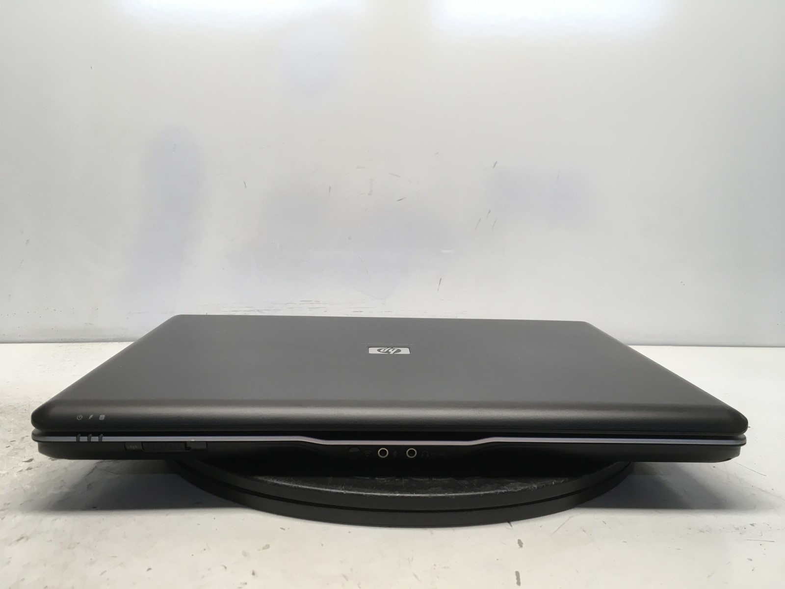 HP Pavilion DV6000 Mobile AMD Sempron 3500+ 1800MHz 2 GB NO HDD No Batt