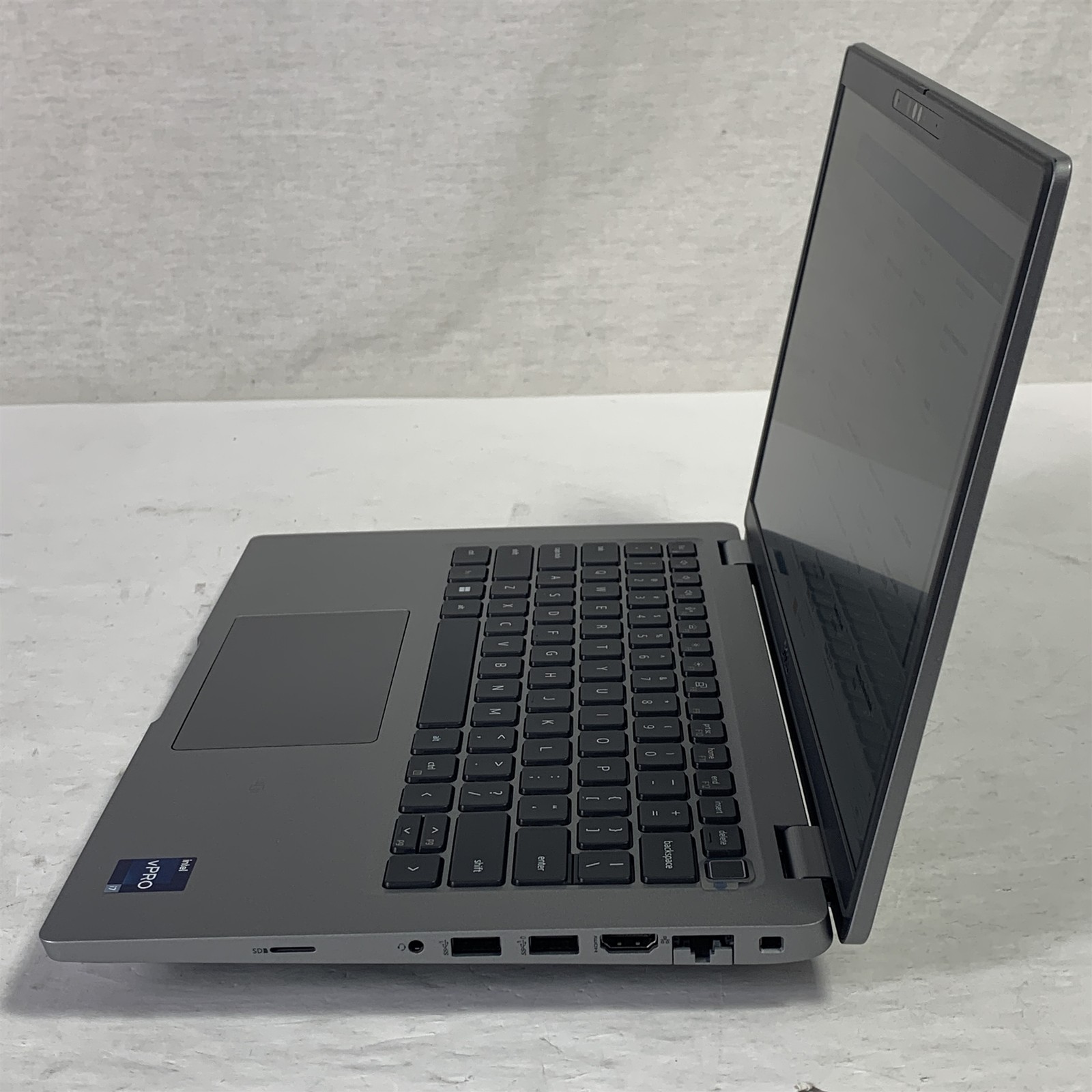 Dell Latitude 5430 14.0″ Laptop i7-1265U 3.6GHz 32GB 512GB NVMe SSD – NO OS