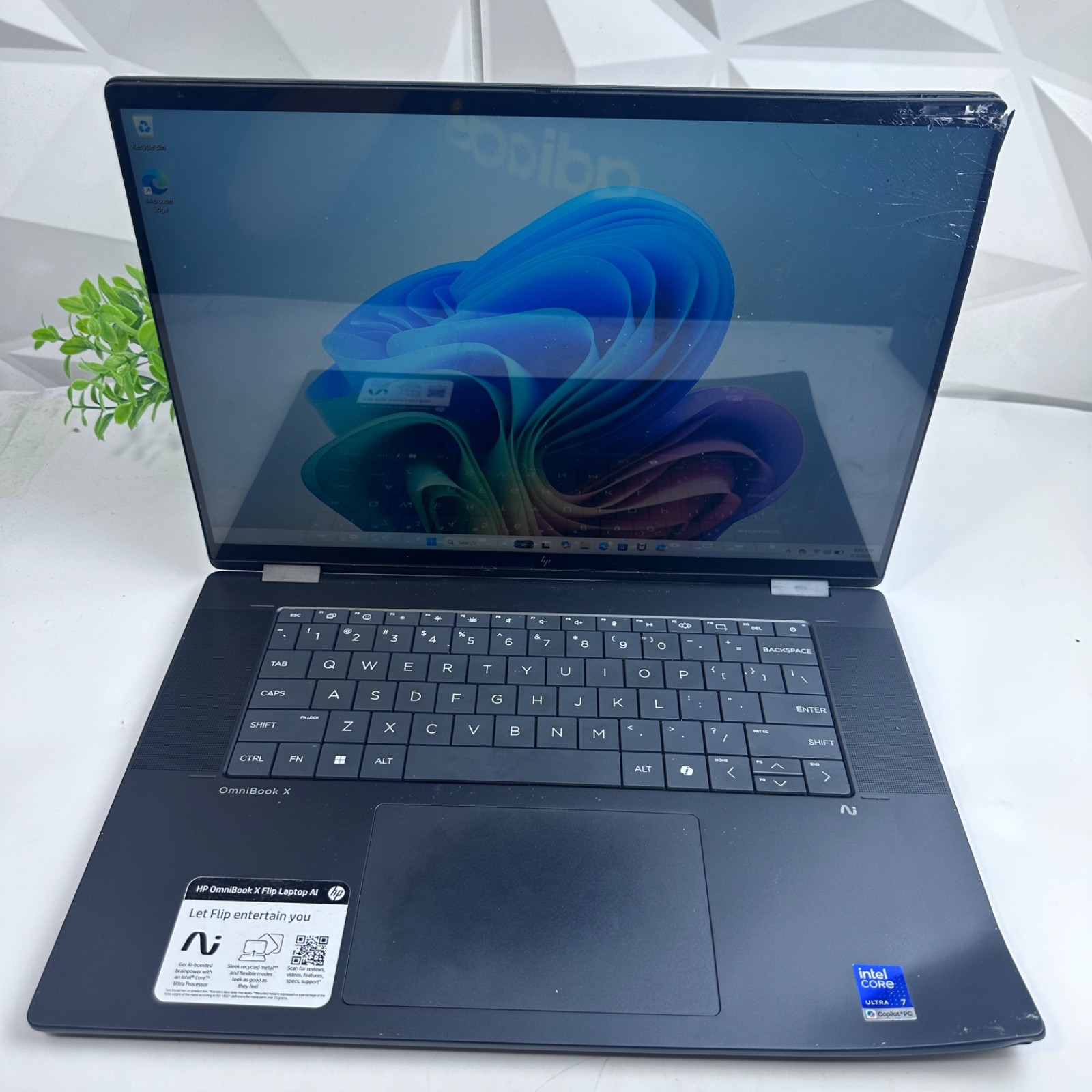 HP OmniBook X Flip Laptop 16-as0023dx, 16″ FHD+, Ultra 7 256V, 16GB, 1TB – READ
